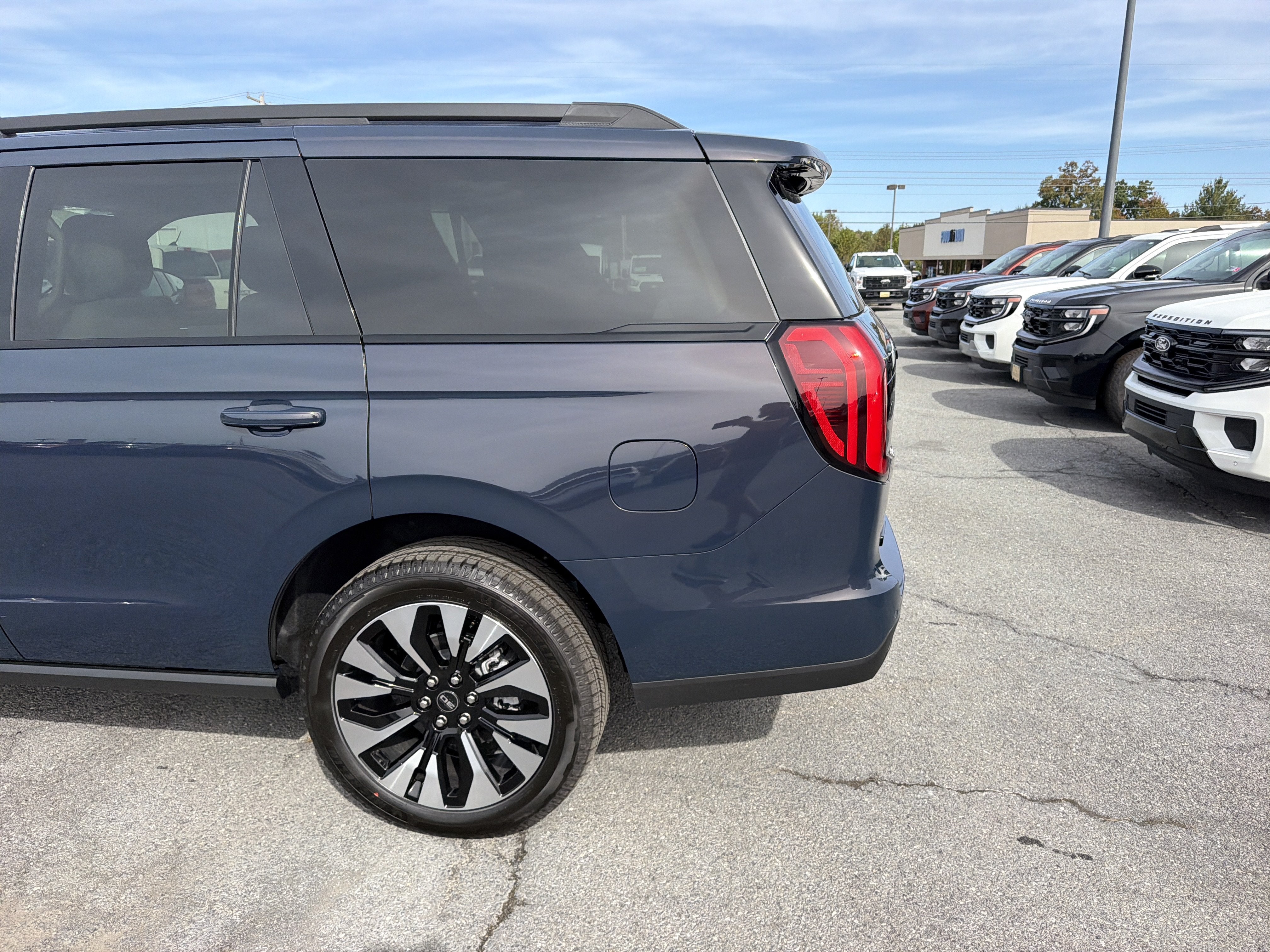 2027 Ford Expedition Platinum