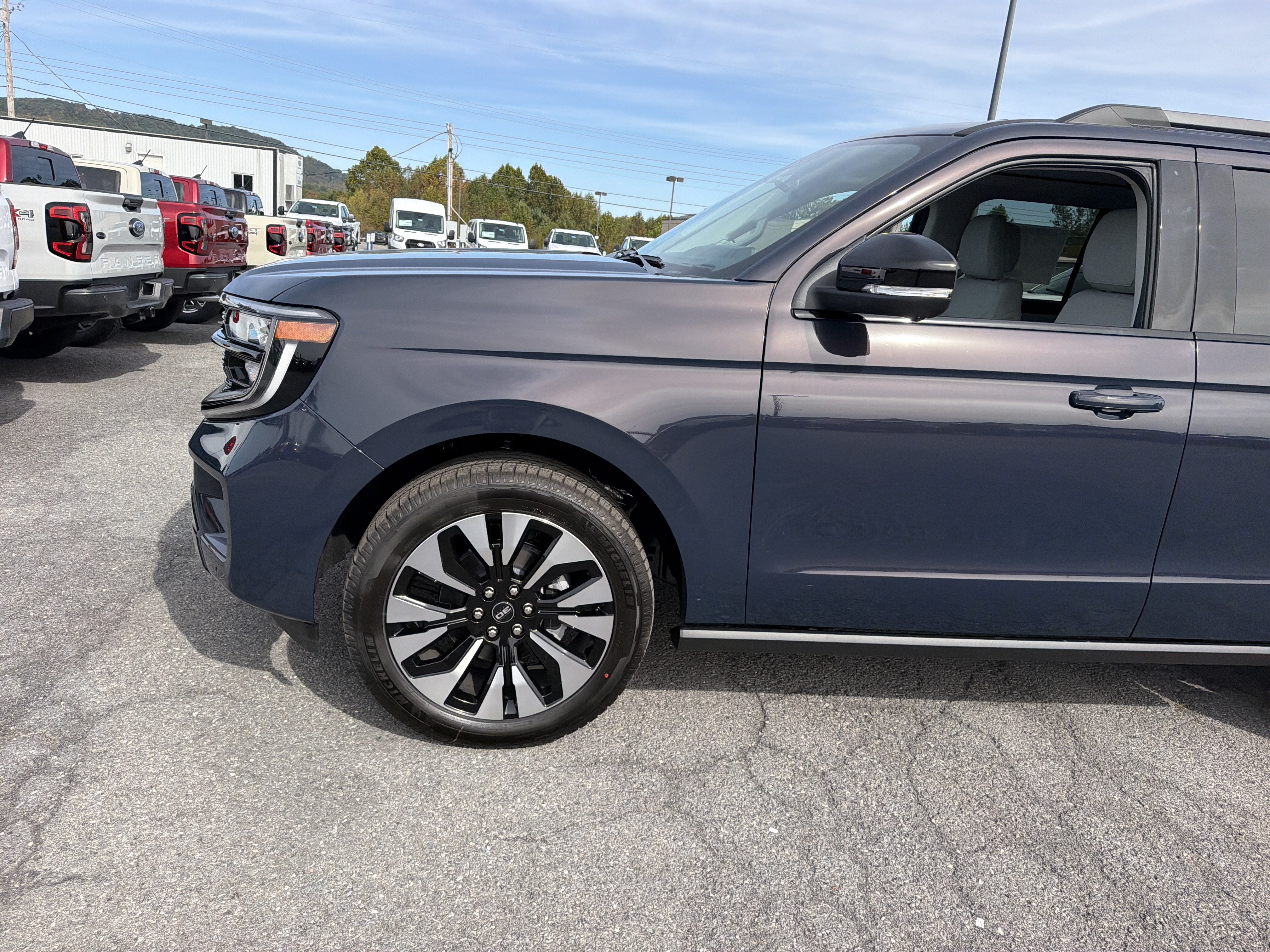 2027 Ford Expedition Platinum