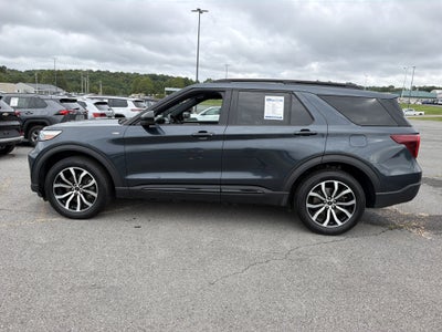 2023 Ford Explorer ST-Line