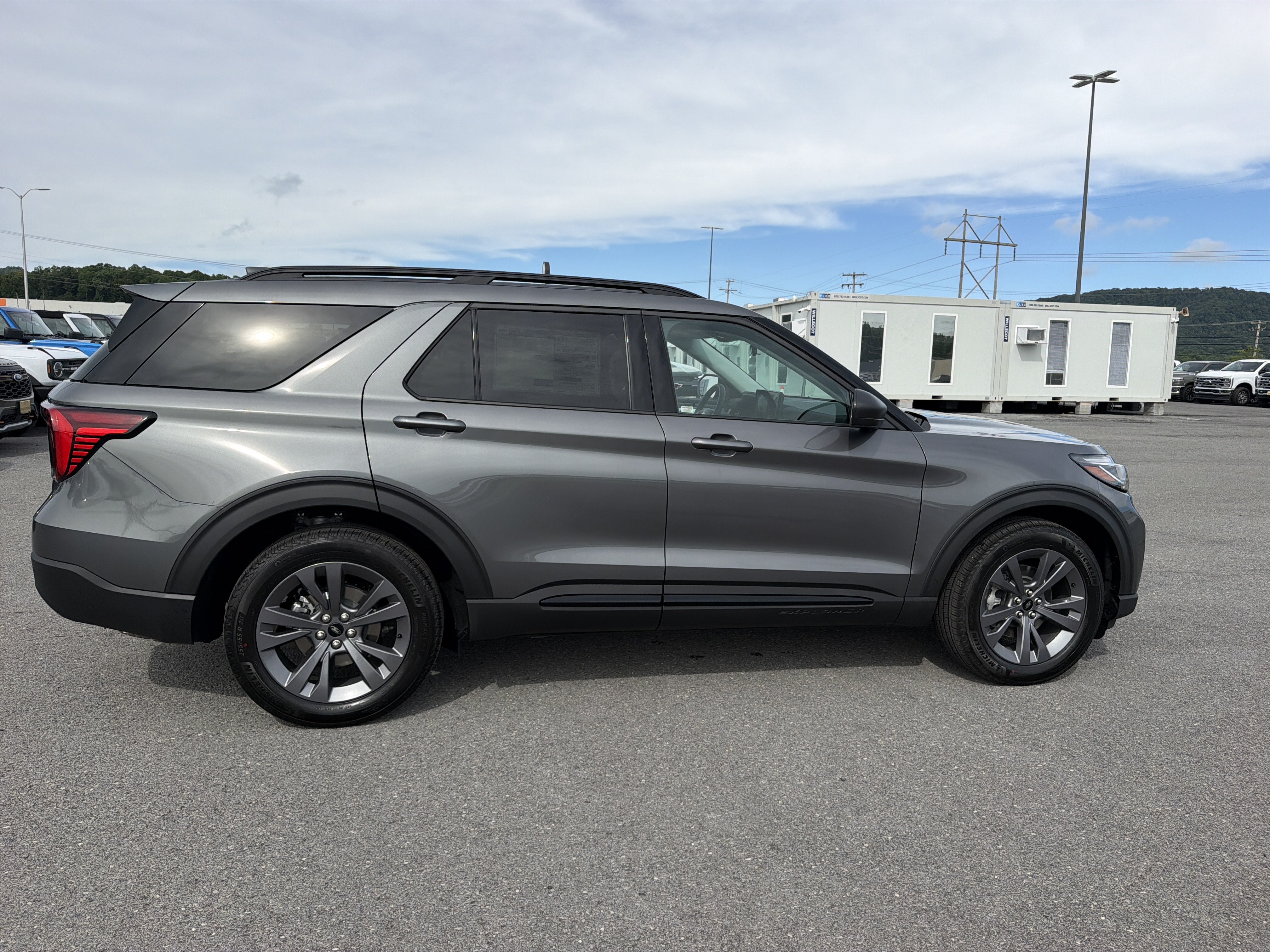 2026 Ford Explorer Active w/200A Pkg