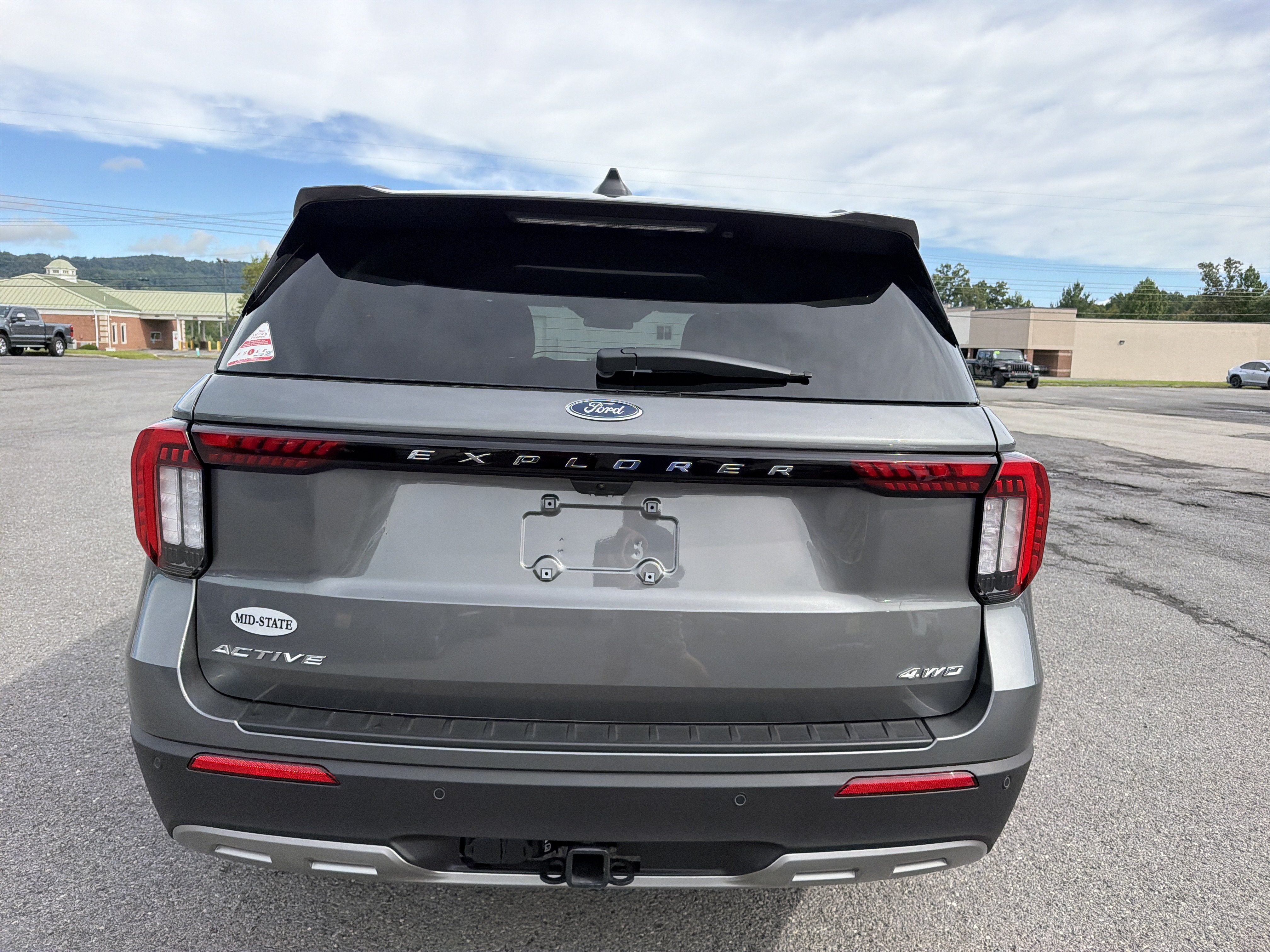 2026 Ford Explorer Active w/200A Pkg