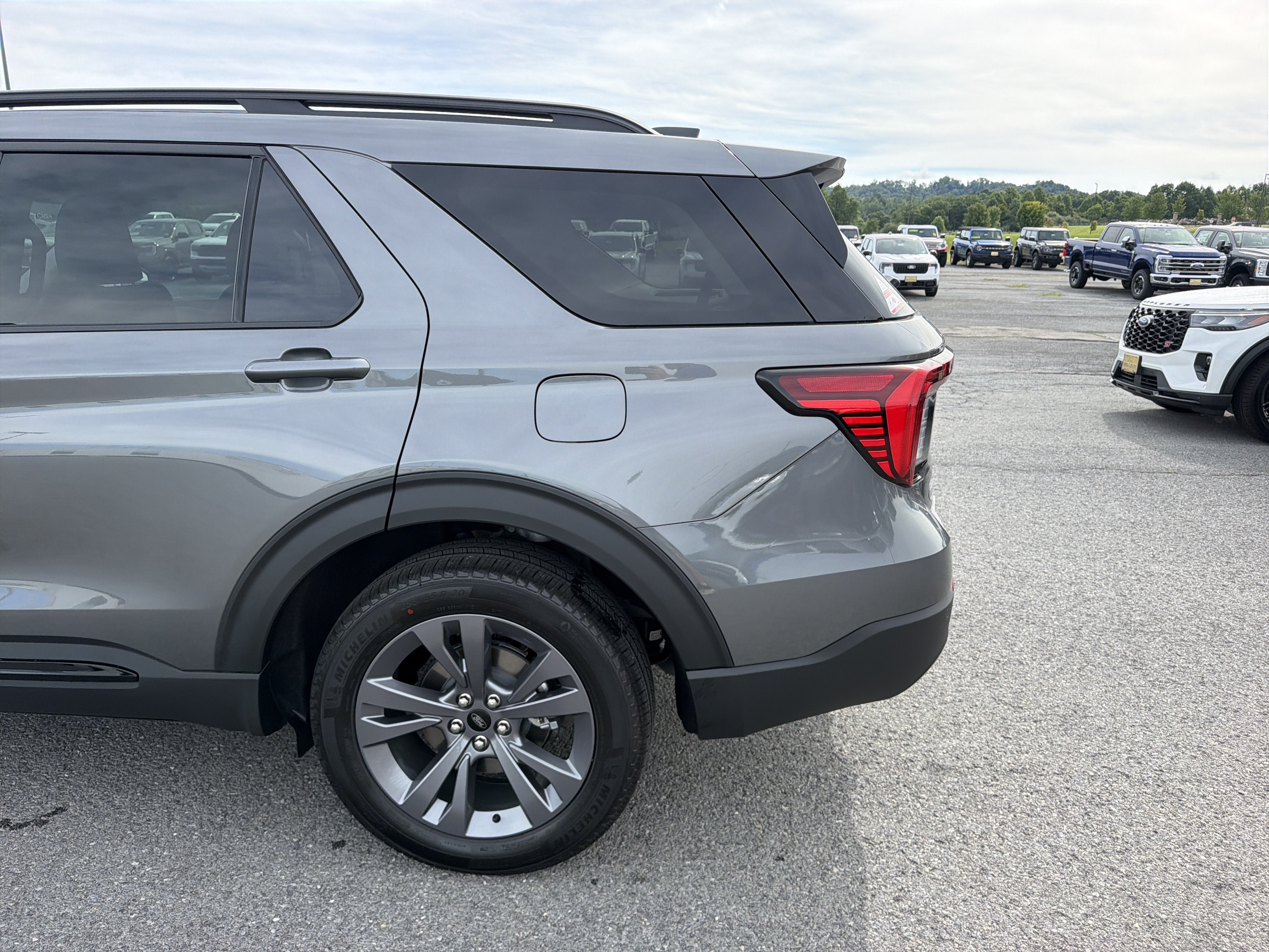 2026 Ford Explorer Active w/200A Pkg