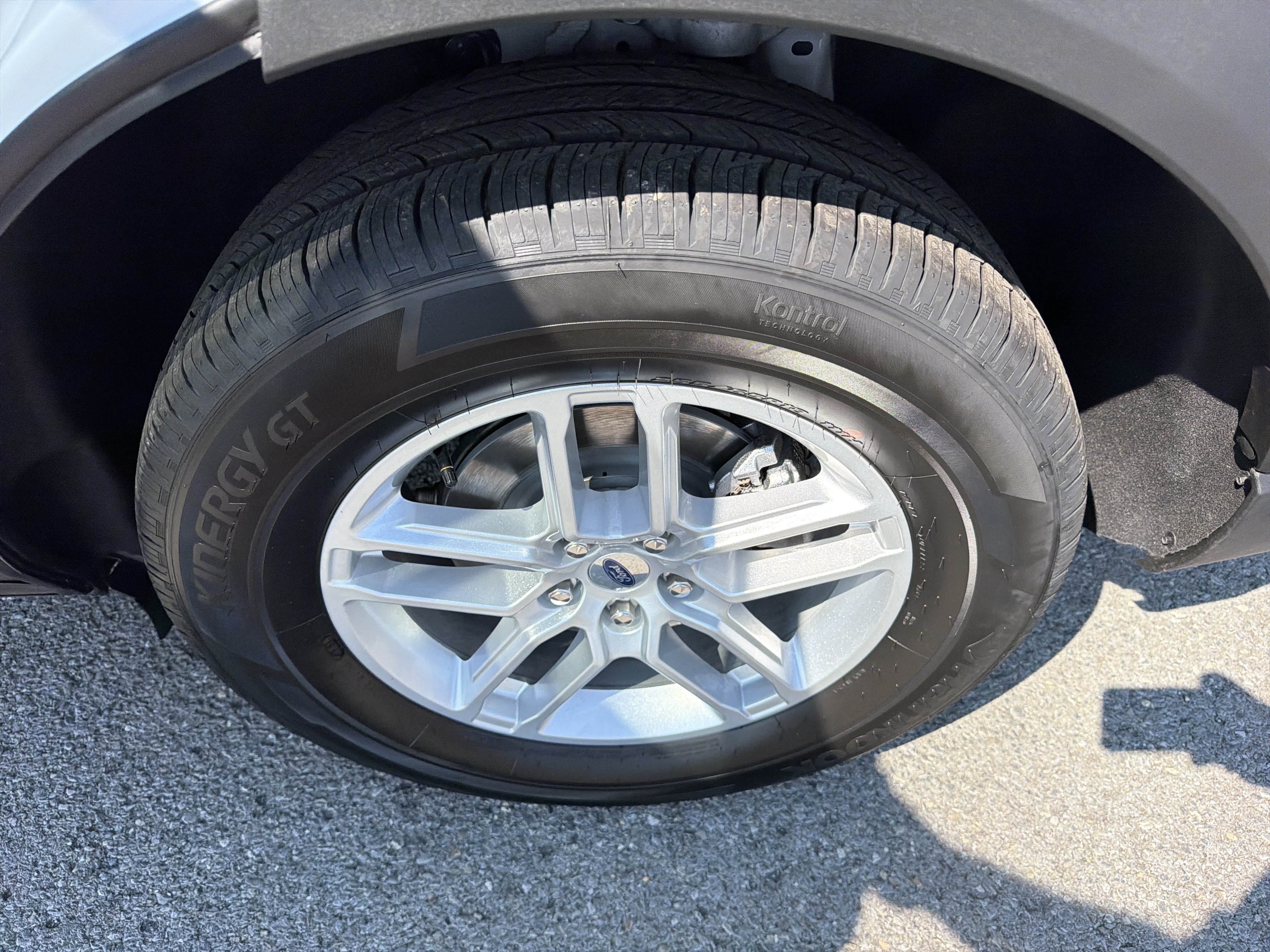 2027 Ford Explorer Active w/100A Pkg
