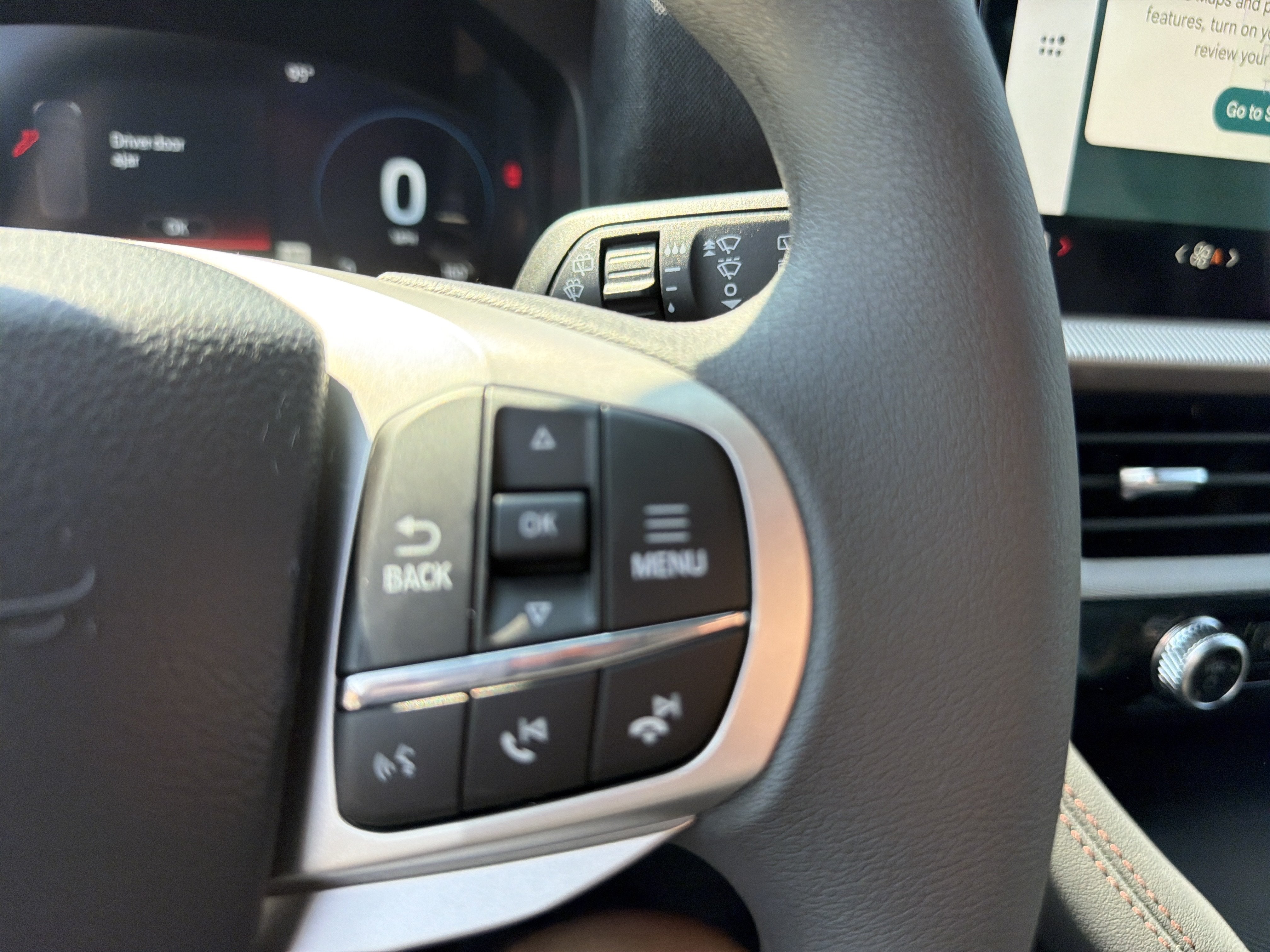 2027 Ford Explorer Active w/100A Pkg