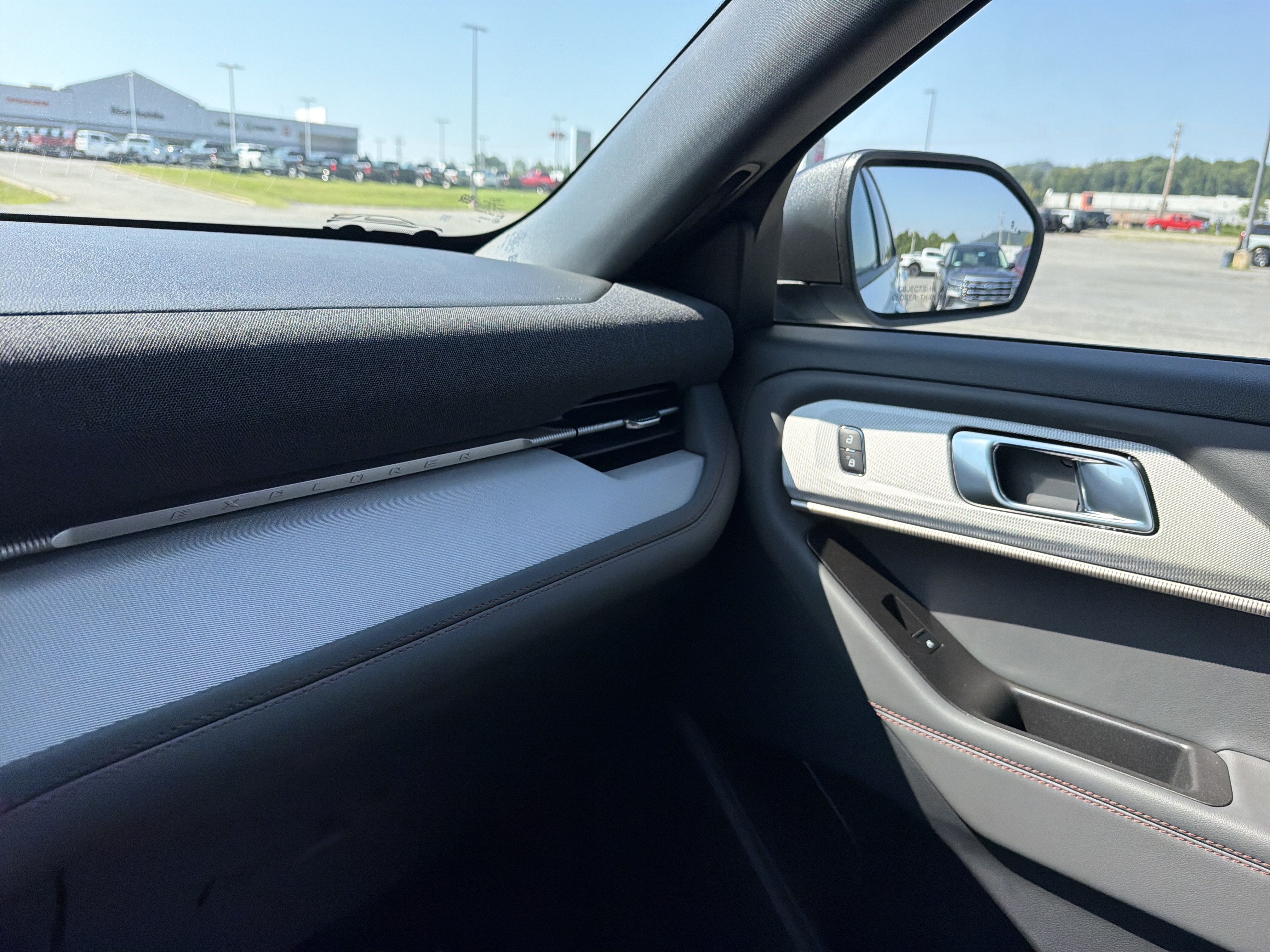 2027 Ford Explorer Active w/100A Pkg
