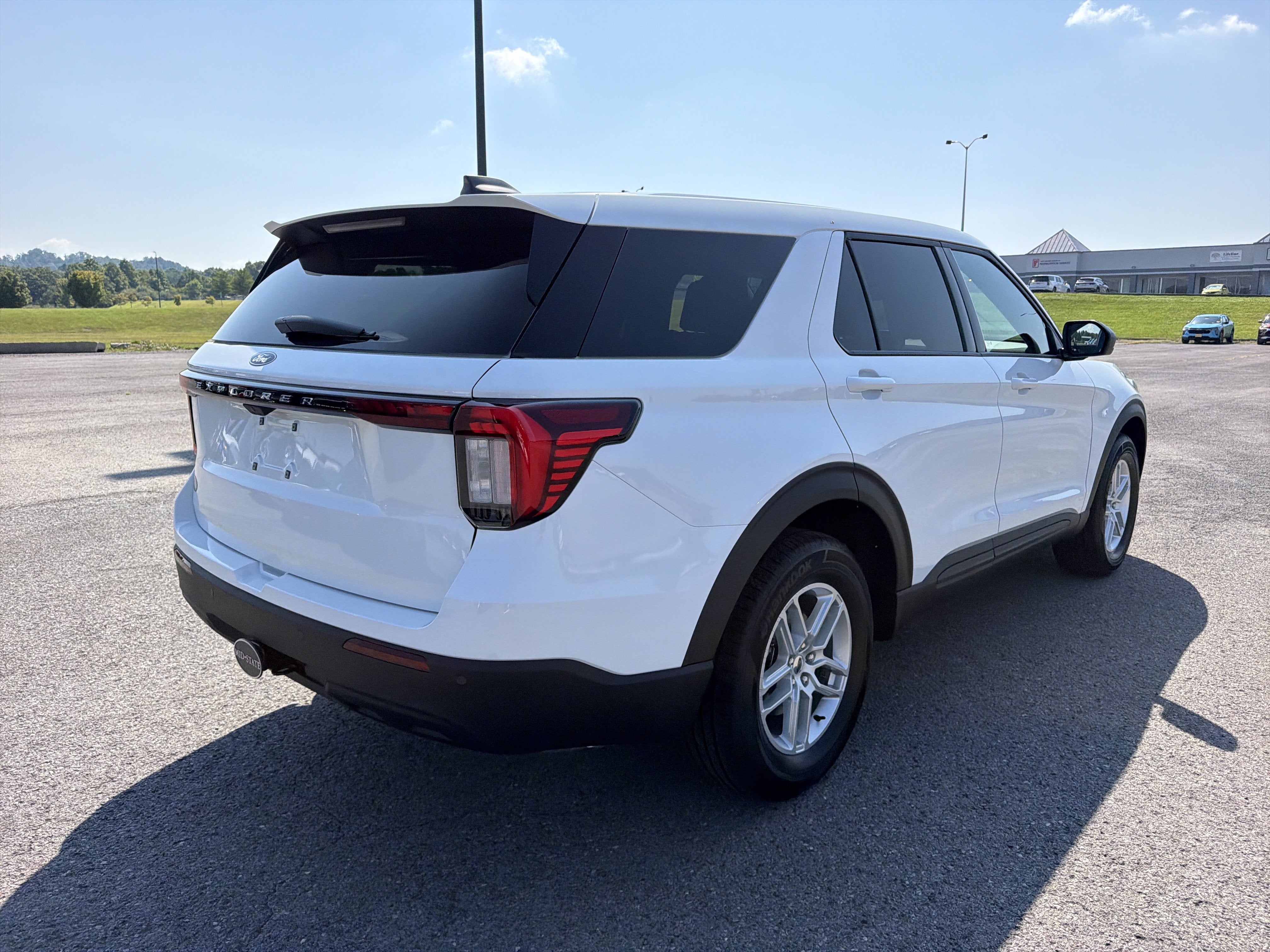 2027 Ford Explorer Active w/100A Pkg
