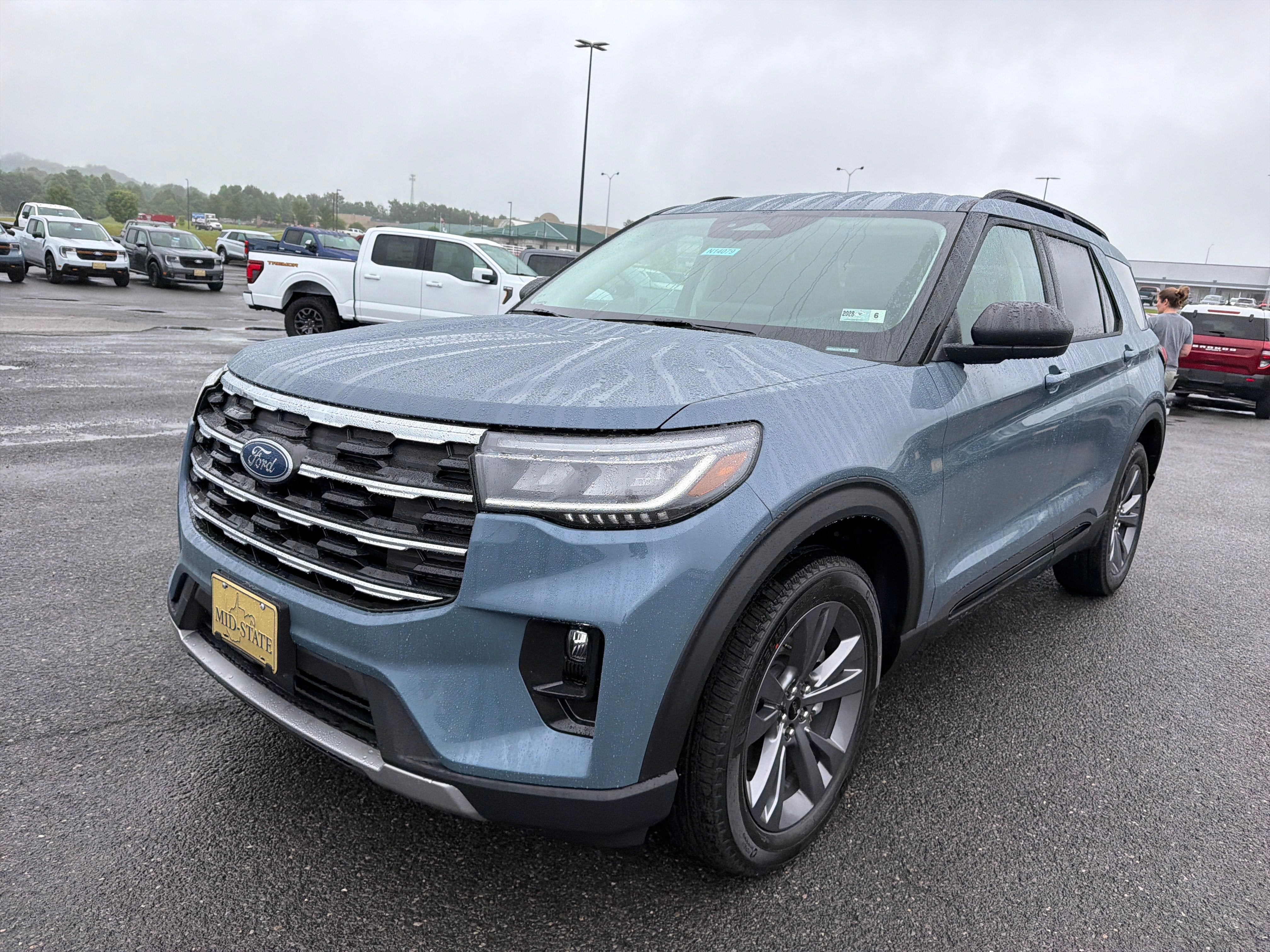 2026 Ford Explorer Active w/200A Pkg