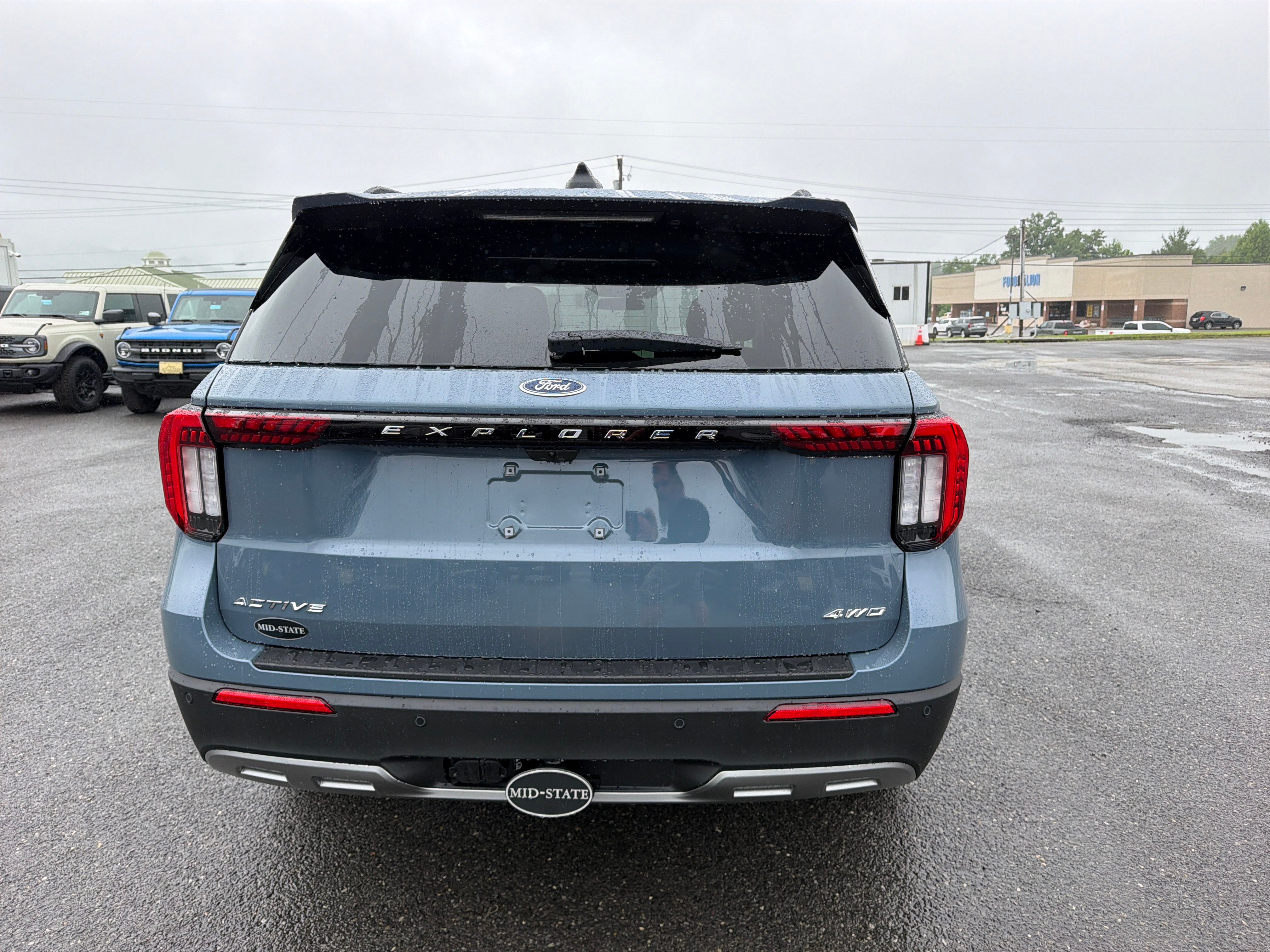 2026 Ford Explorer Active w/200A Pkg
