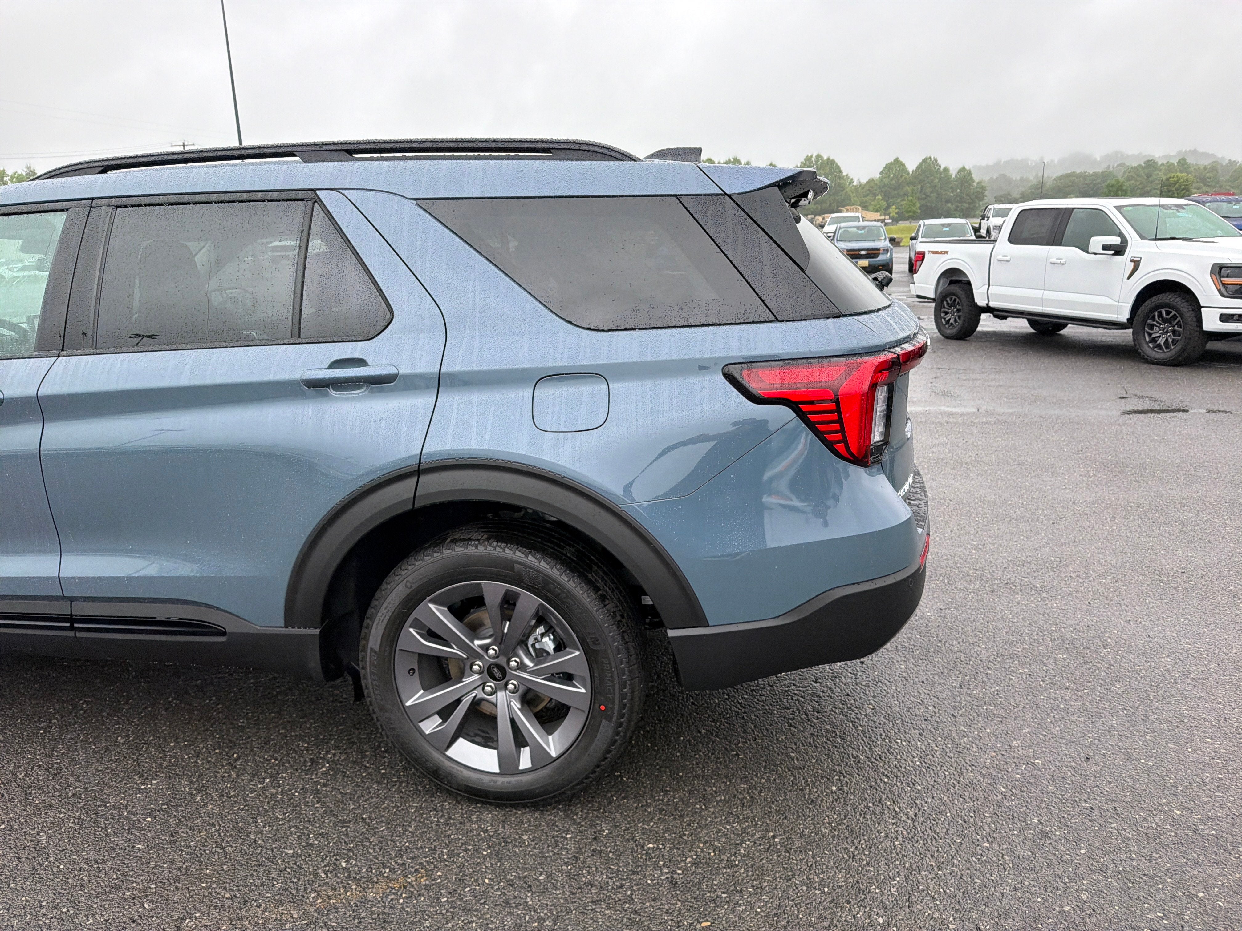 2026 Ford Explorer Active w/200A Pkg