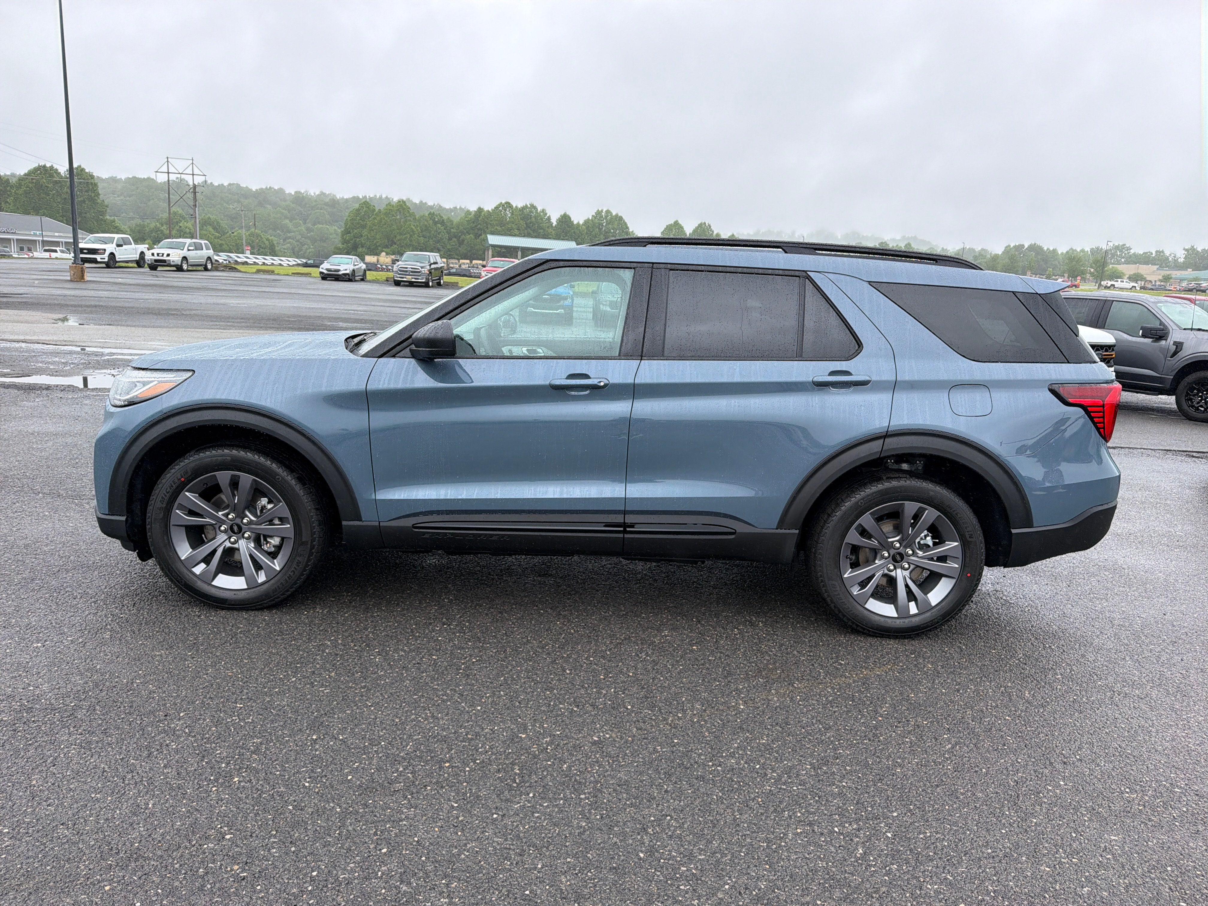 2026 Ford Explorer Active w/200A Pkg