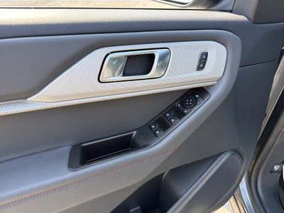 2027 Ford Explorer Active w/200A Pkg