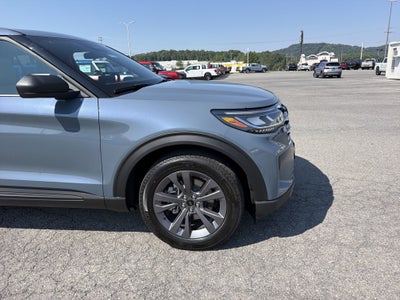 2027 Ford Explorer Active w/200A Pkg