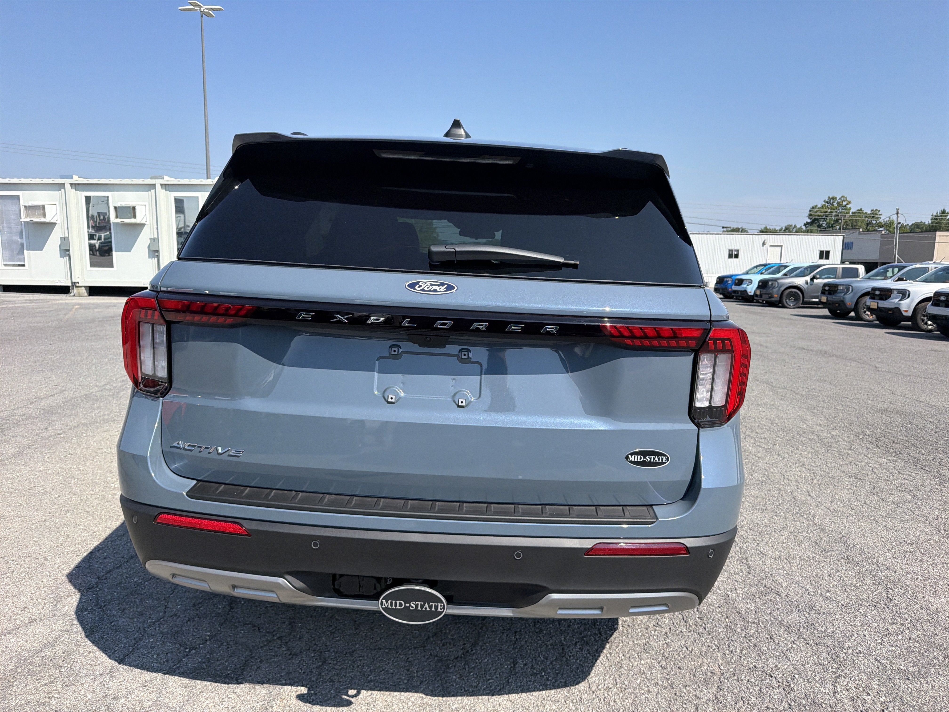 2027 Ford Explorer Active w/200A Pkg