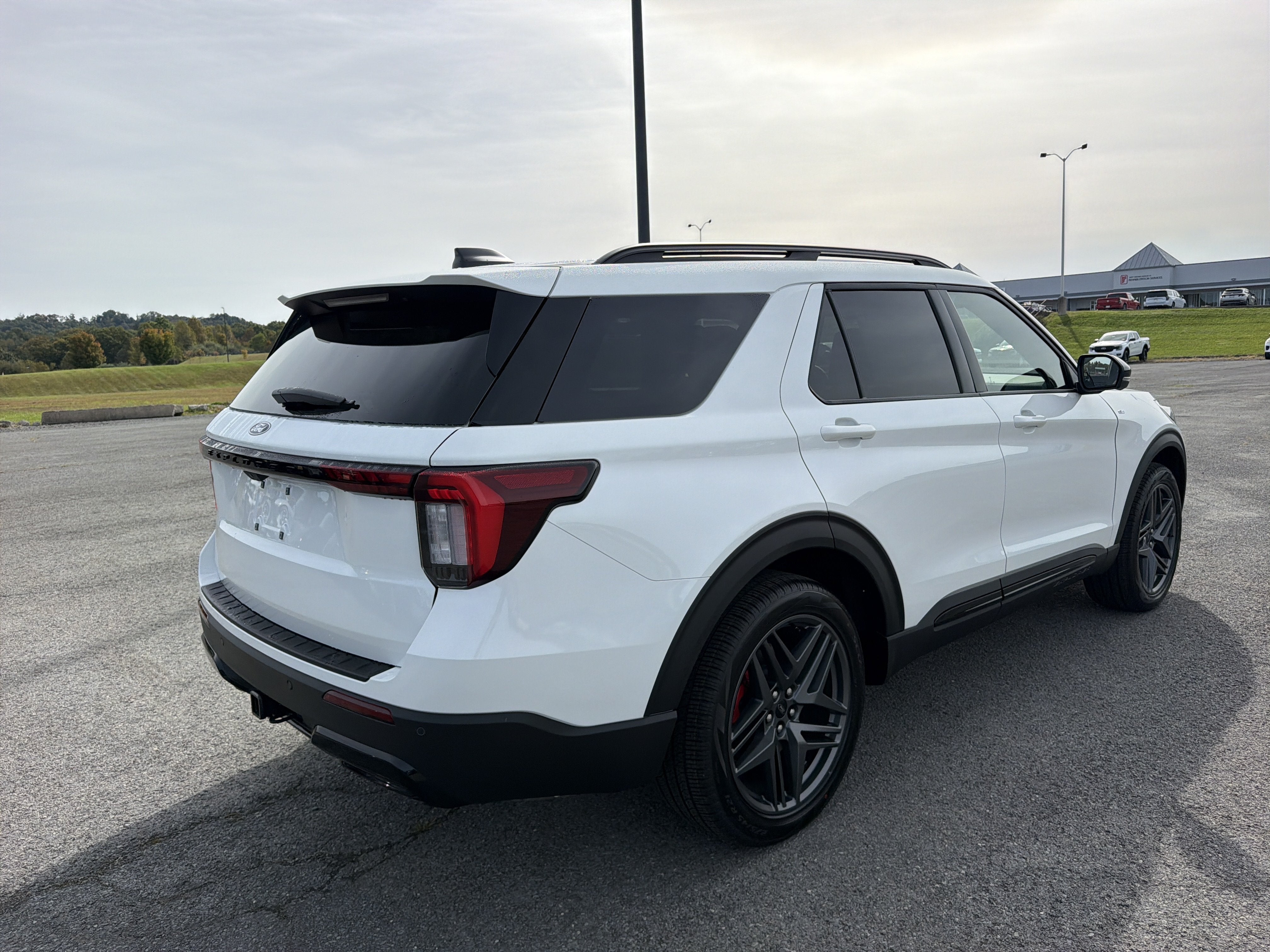 2027 Ford Explorer ST-Line