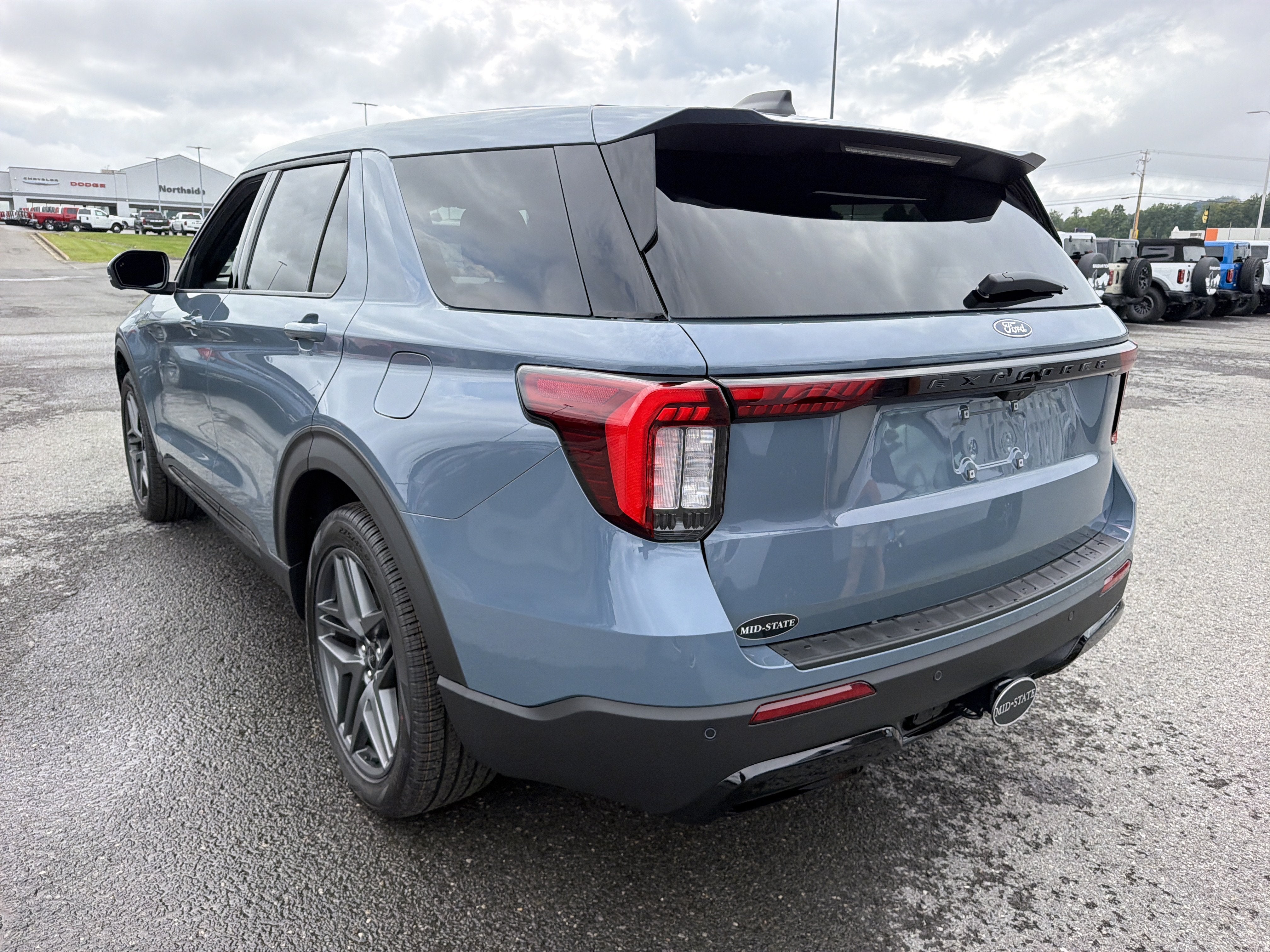 2027 Ford Explorer ST-Line