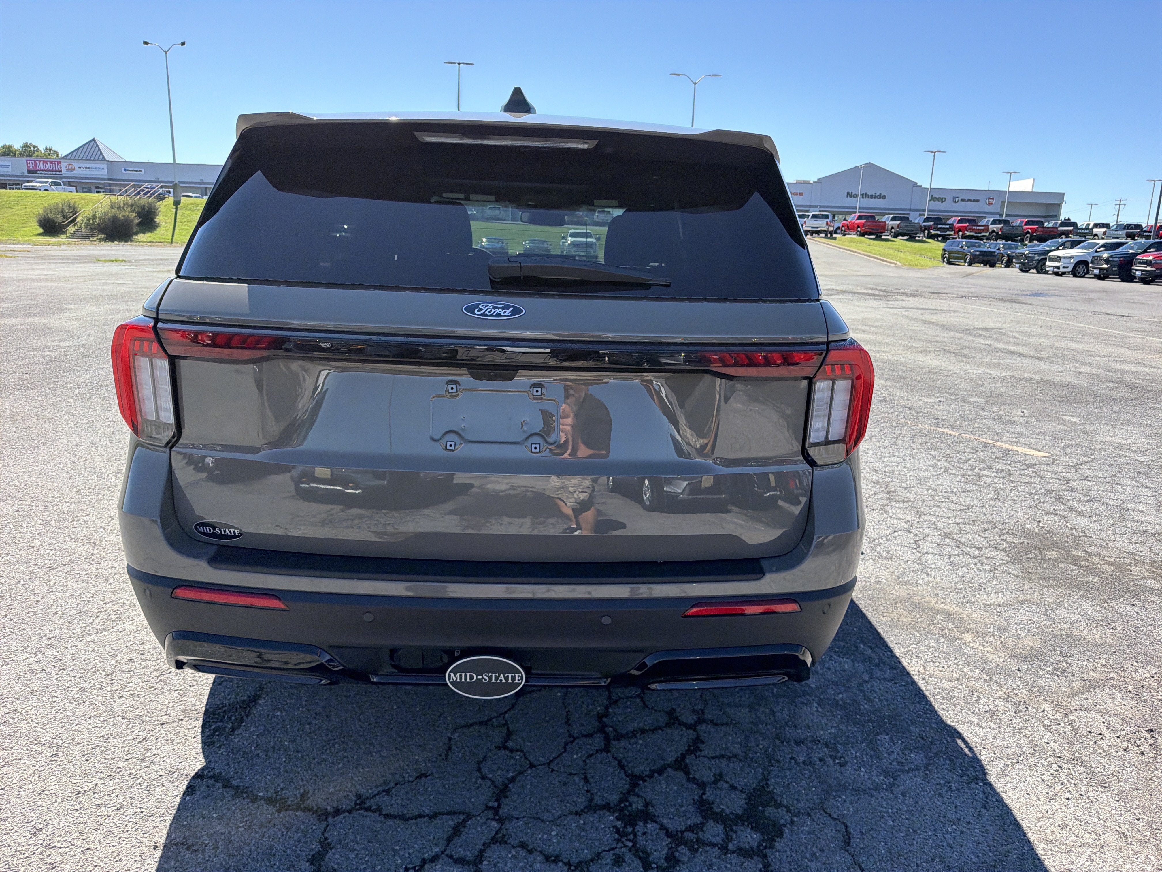 2027 Ford Explorer ST-Line