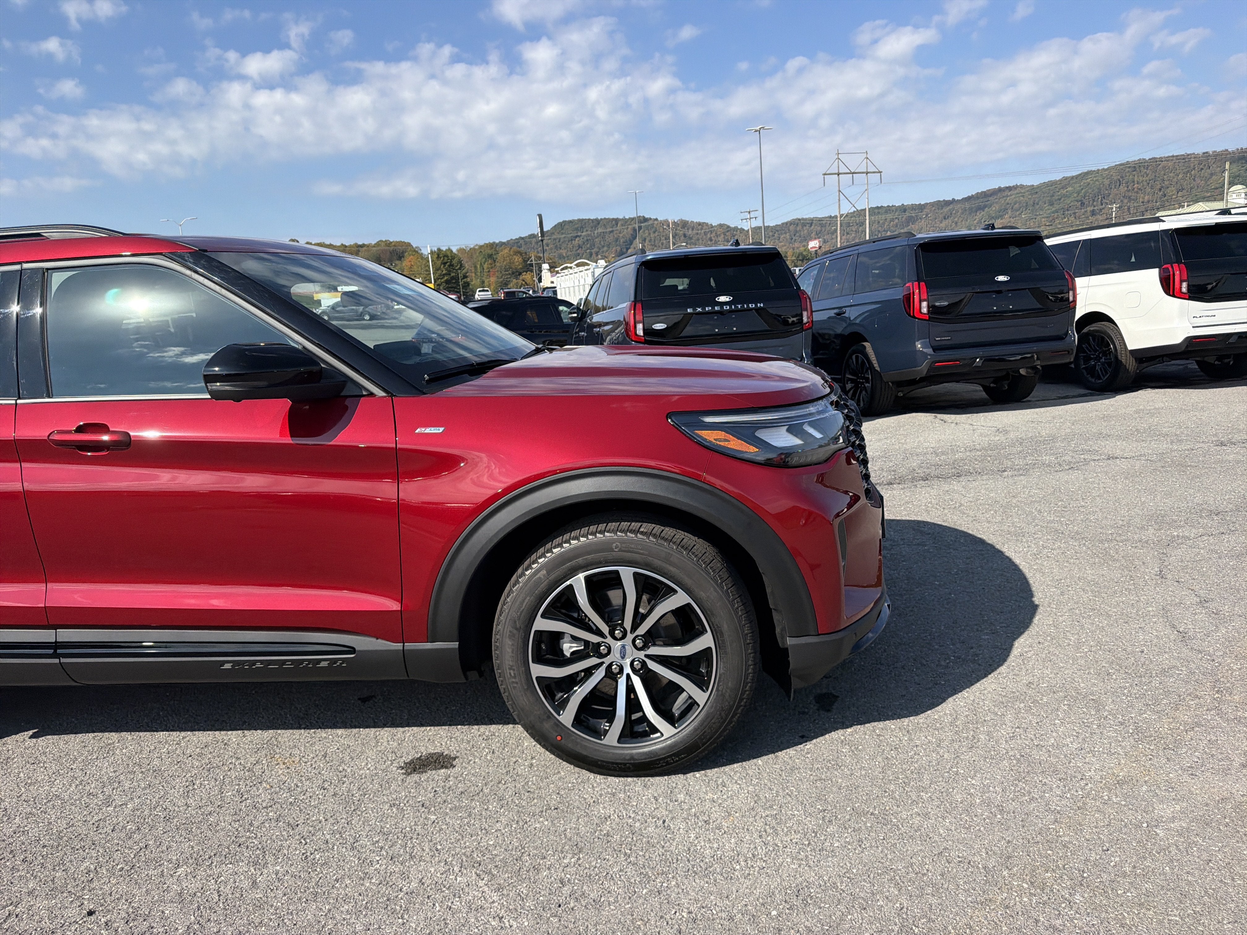 2027 Ford Explorer ST-Line