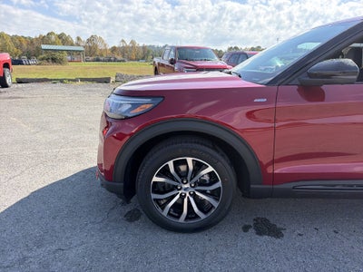 2027 Ford Explorer ST-Line