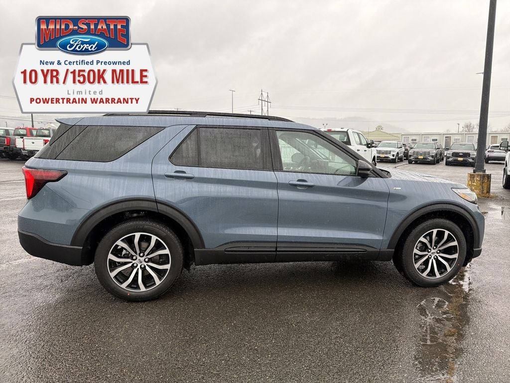 2026 Ford Explorer ST-Line