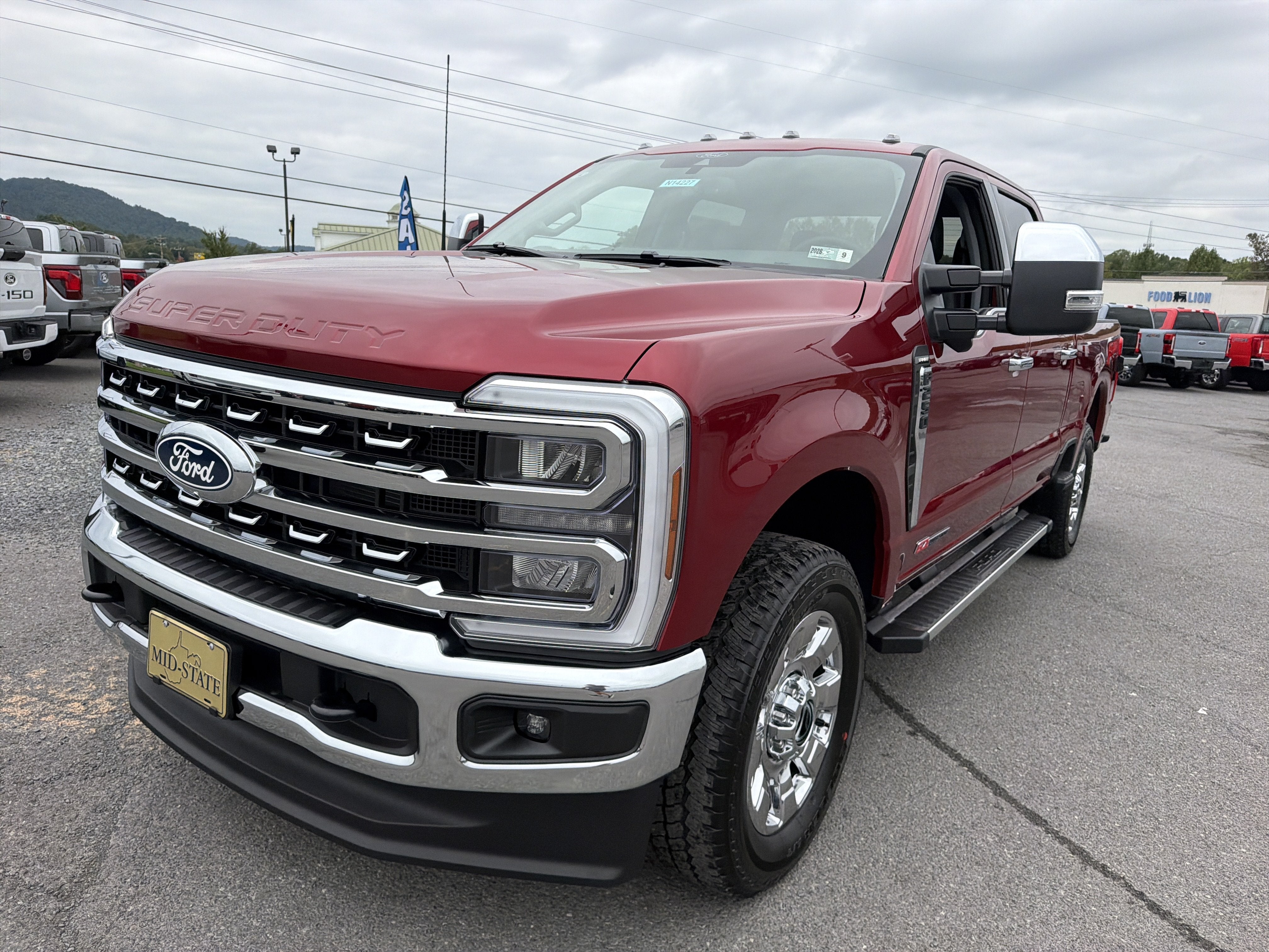 2027 Ford Super Duty F-250 SRW LARIAT