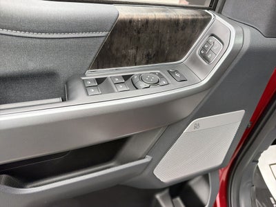 2027 Ford Super Duty F-250 SRW LARIAT