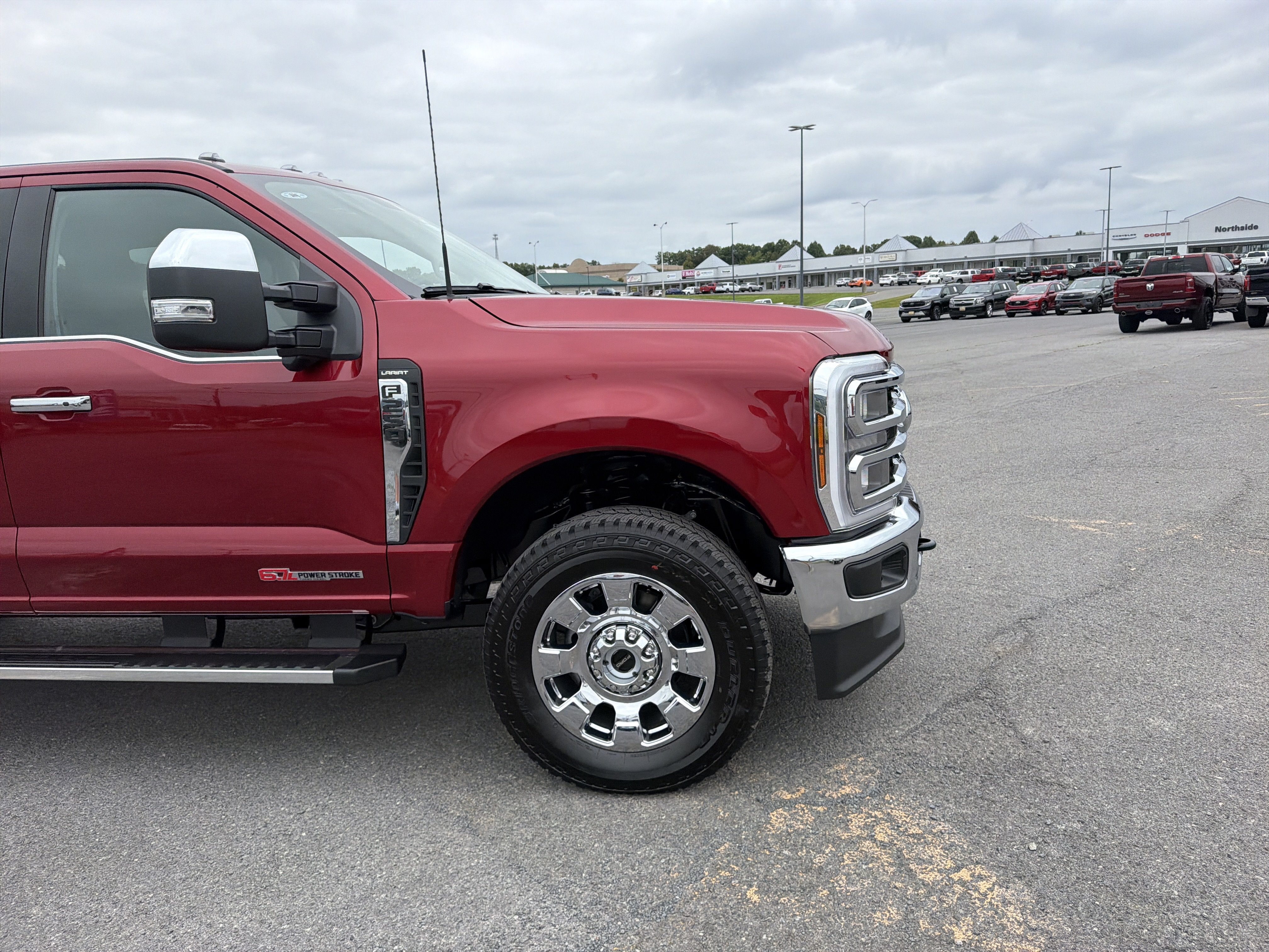 2027 Ford Super Duty F-250 SRW LARIAT