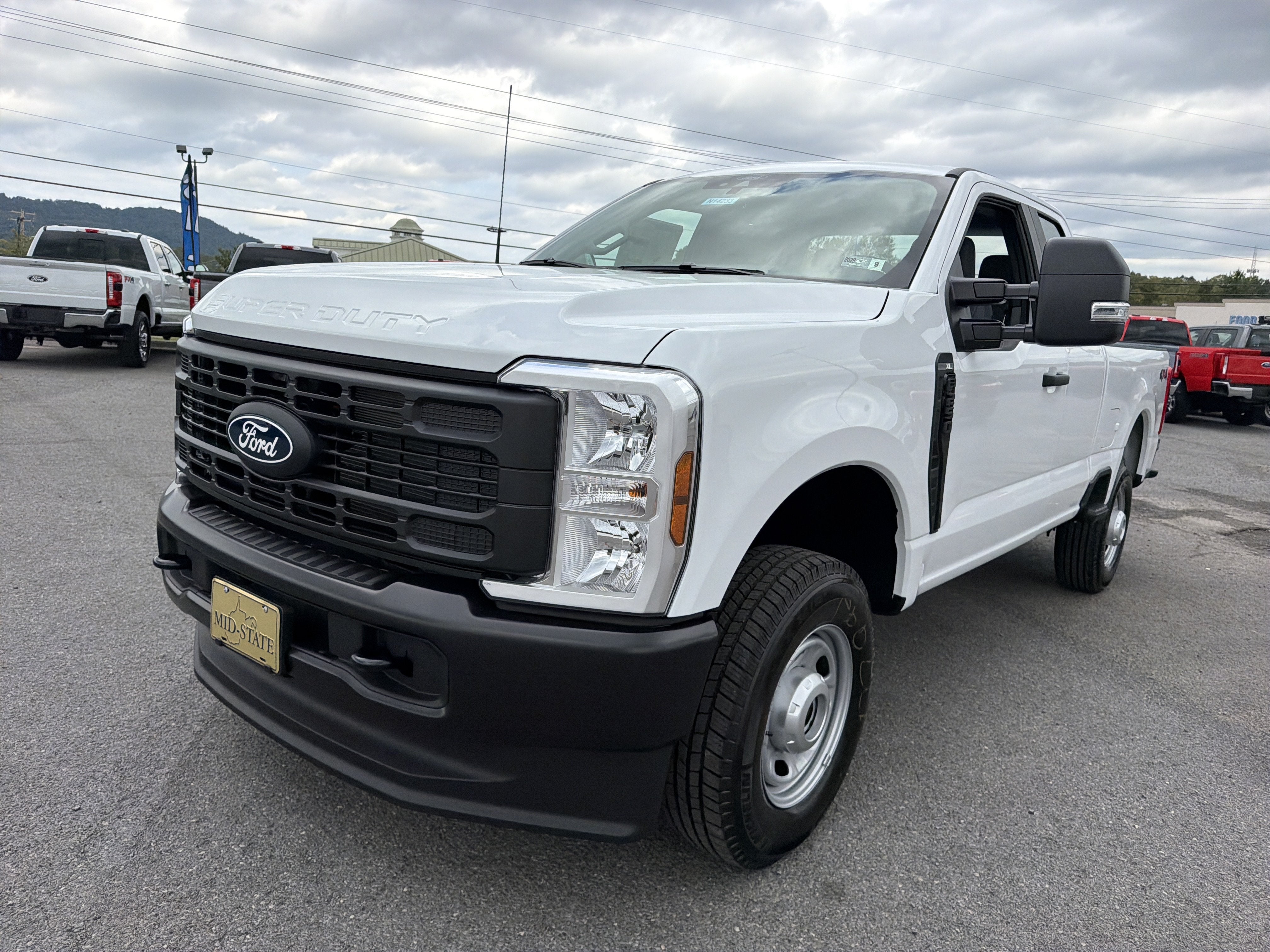 2027 Ford Super Duty F-250 SRW XL