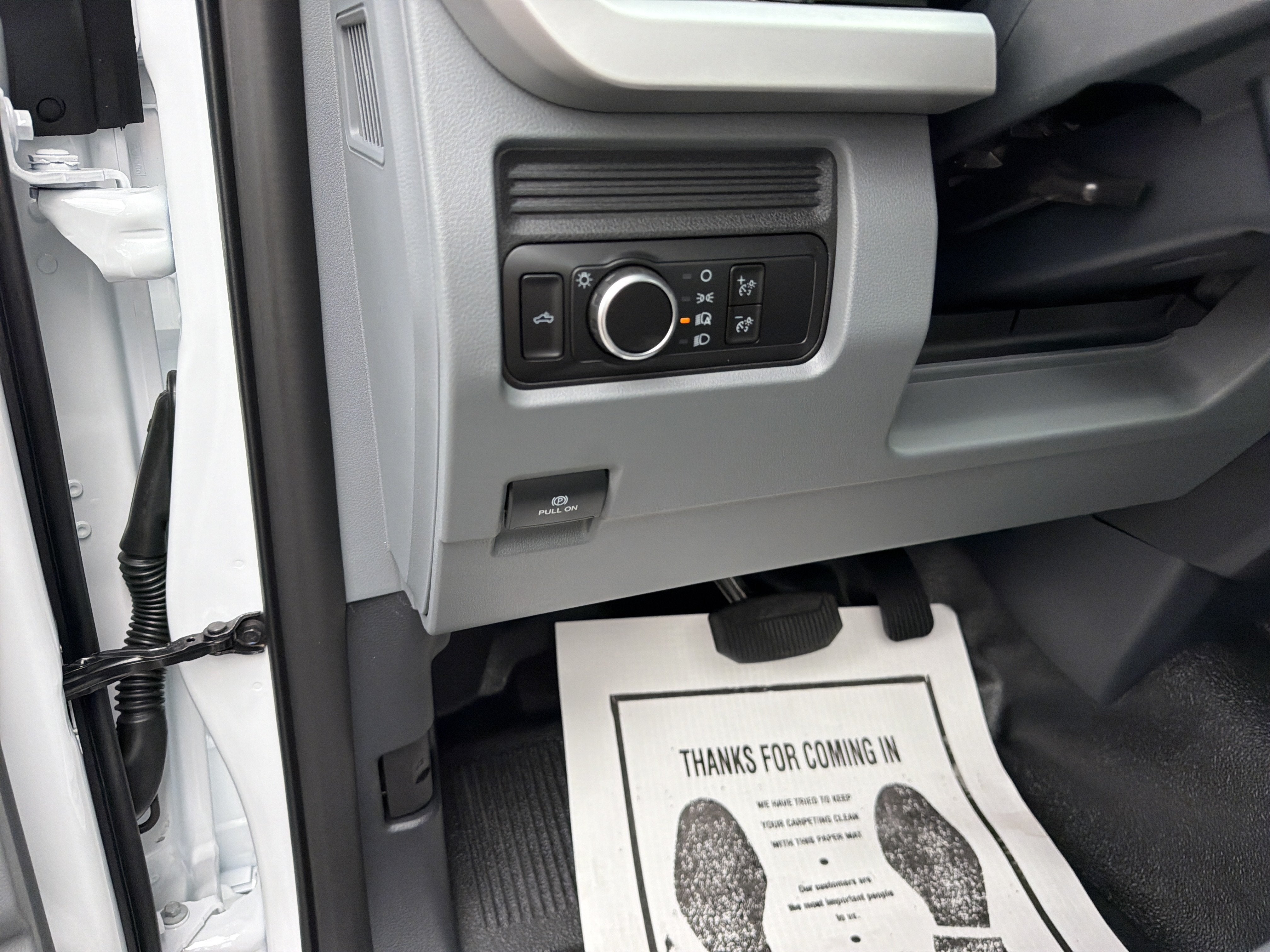 2027 Ford Super Duty F-250 SRW XL