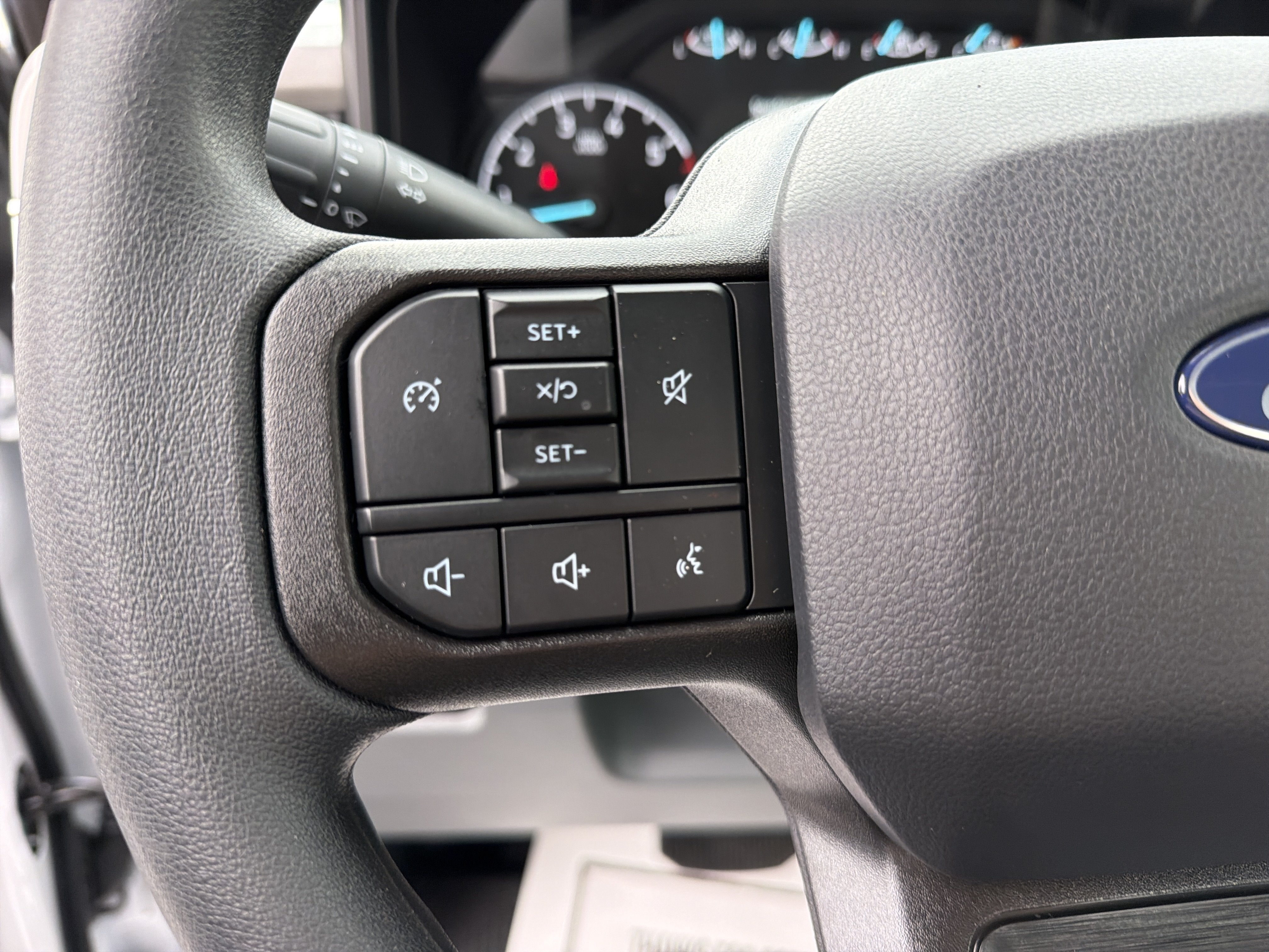 2027 Ford Super Duty F-250 SRW XL