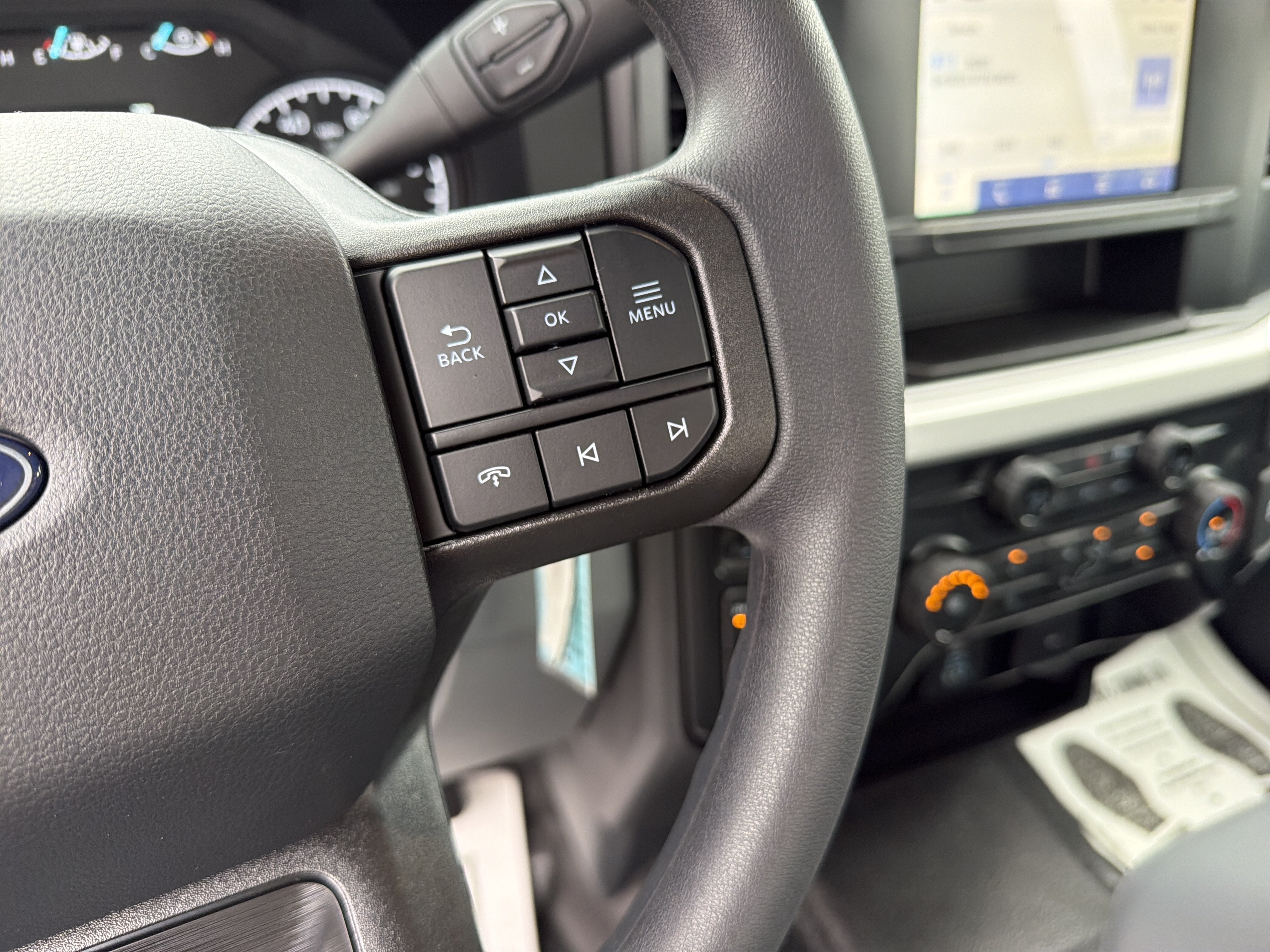 2027 Ford Super Duty F-250 SRW XL