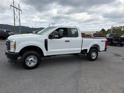 2027 Ford Super Duty F-250 SRW XL