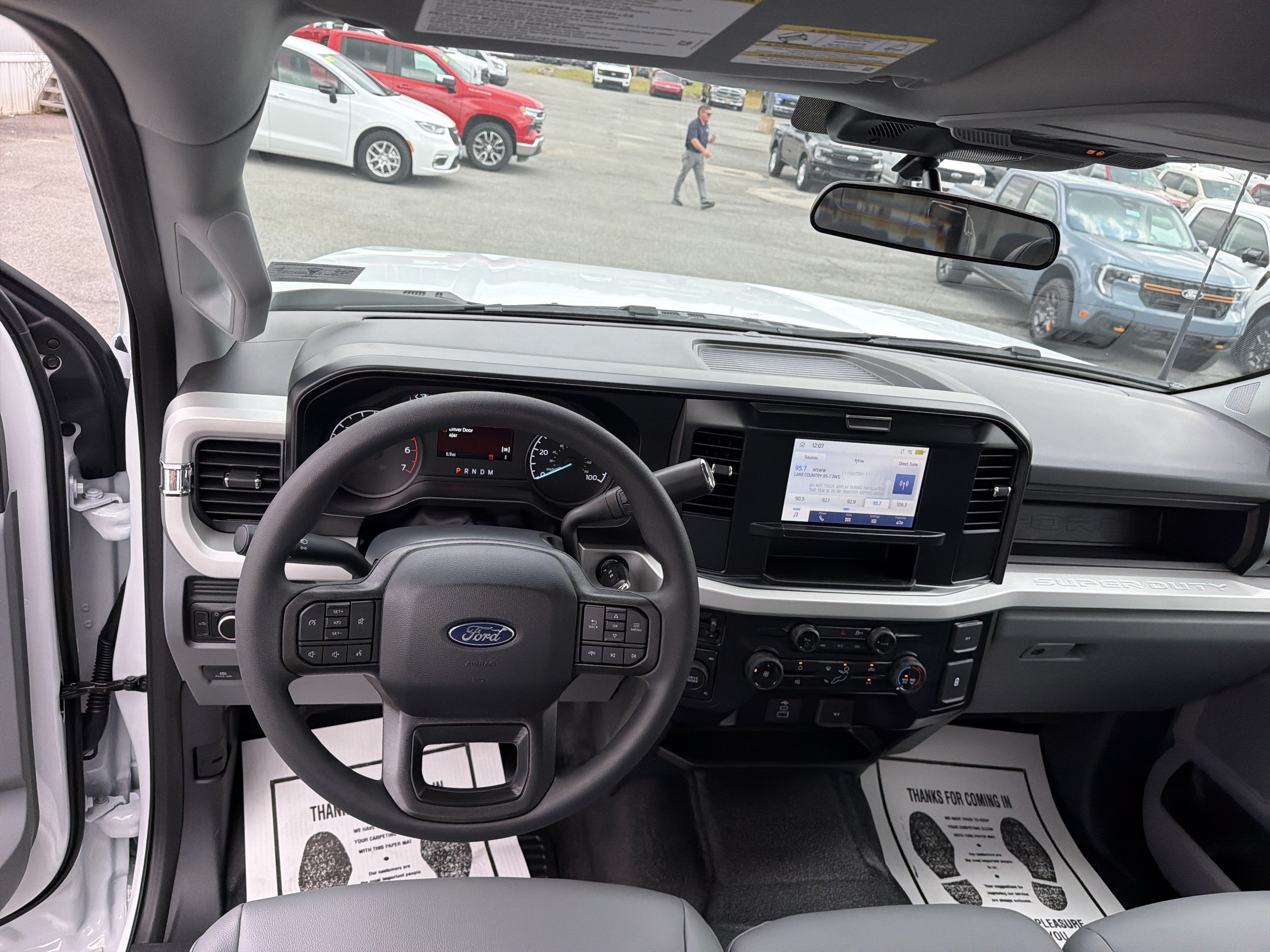 2027 Ford Super Duty F-250 SRW XL