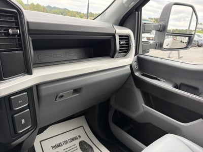 2027 Ford Super Duty F-250 SRW XL