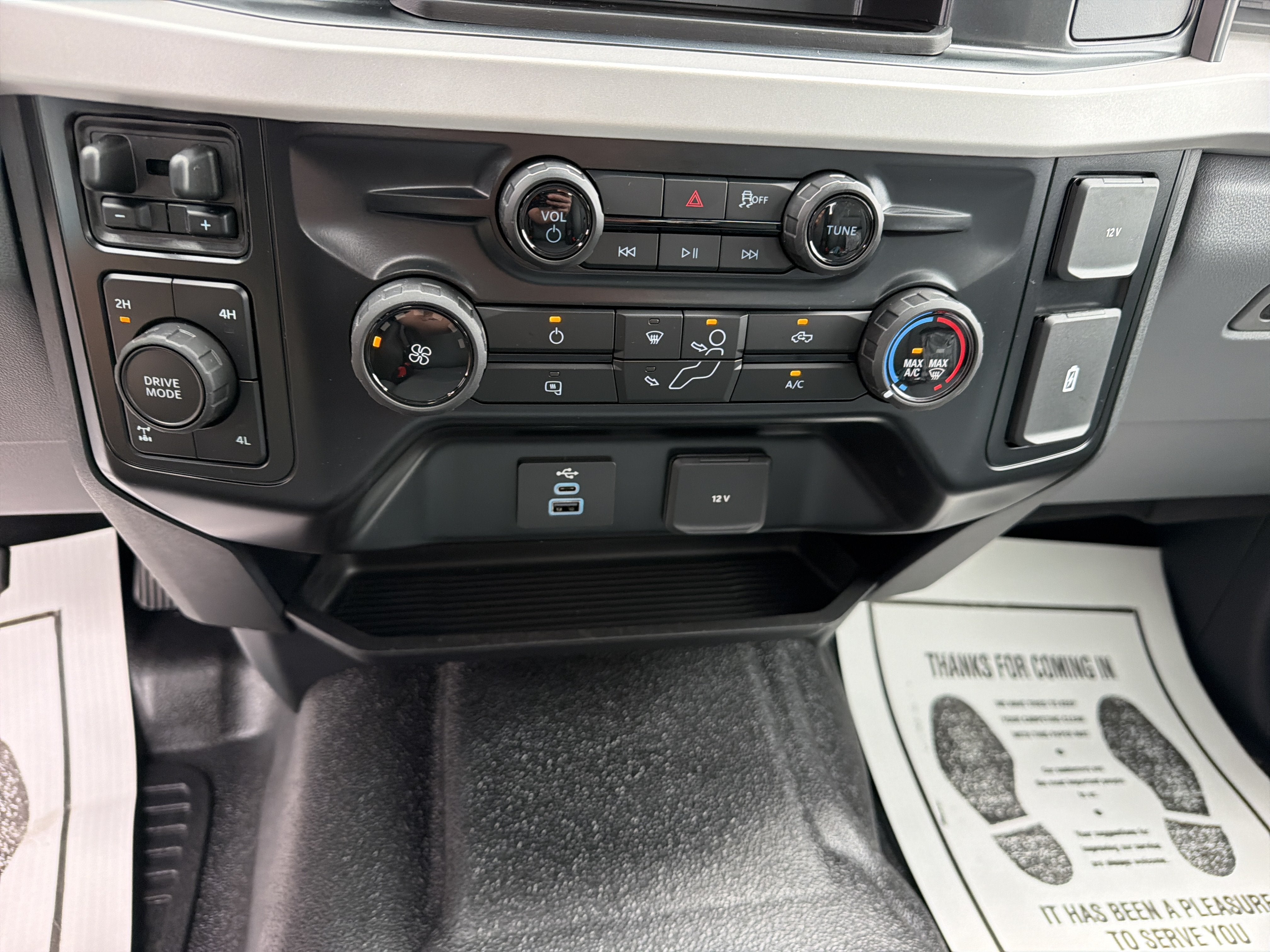 2027 Ford Super Duty F-250 SRW XL