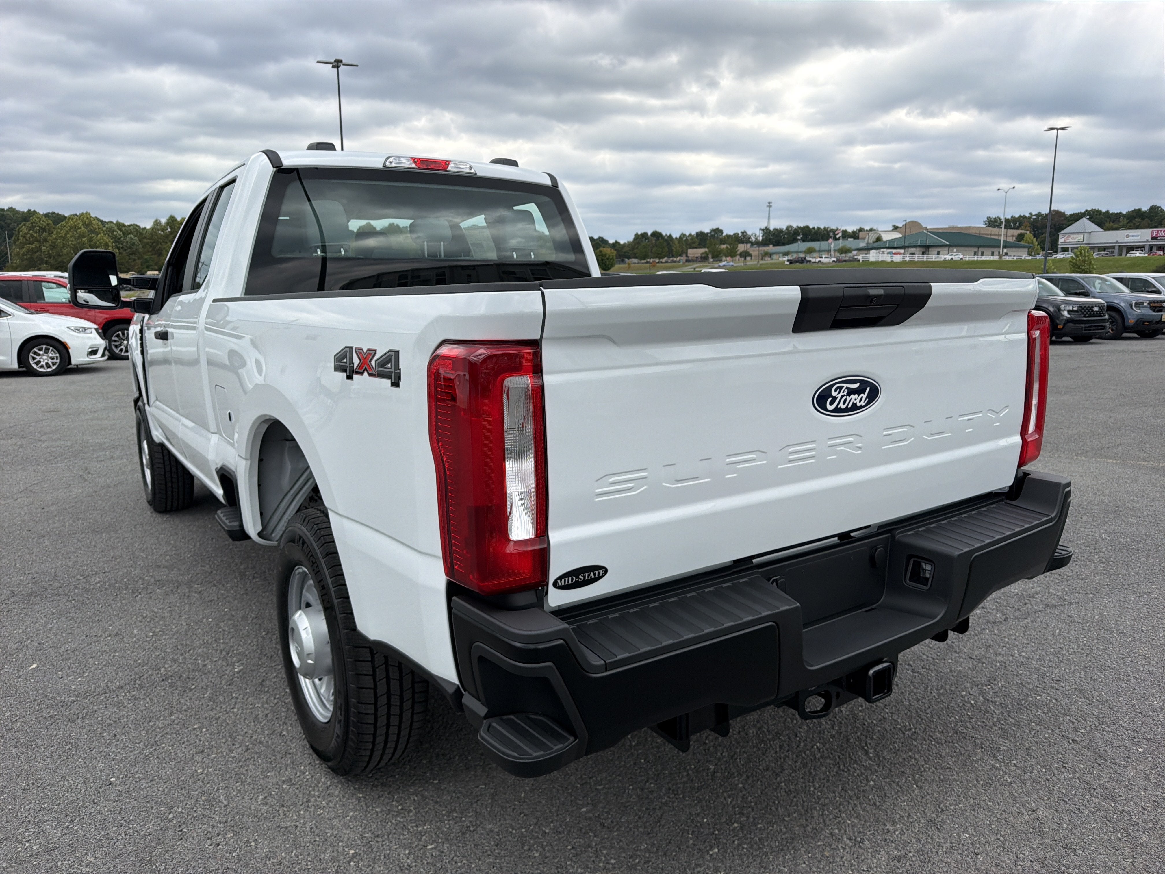2027 Ford Super Duty F-250 SRW XL