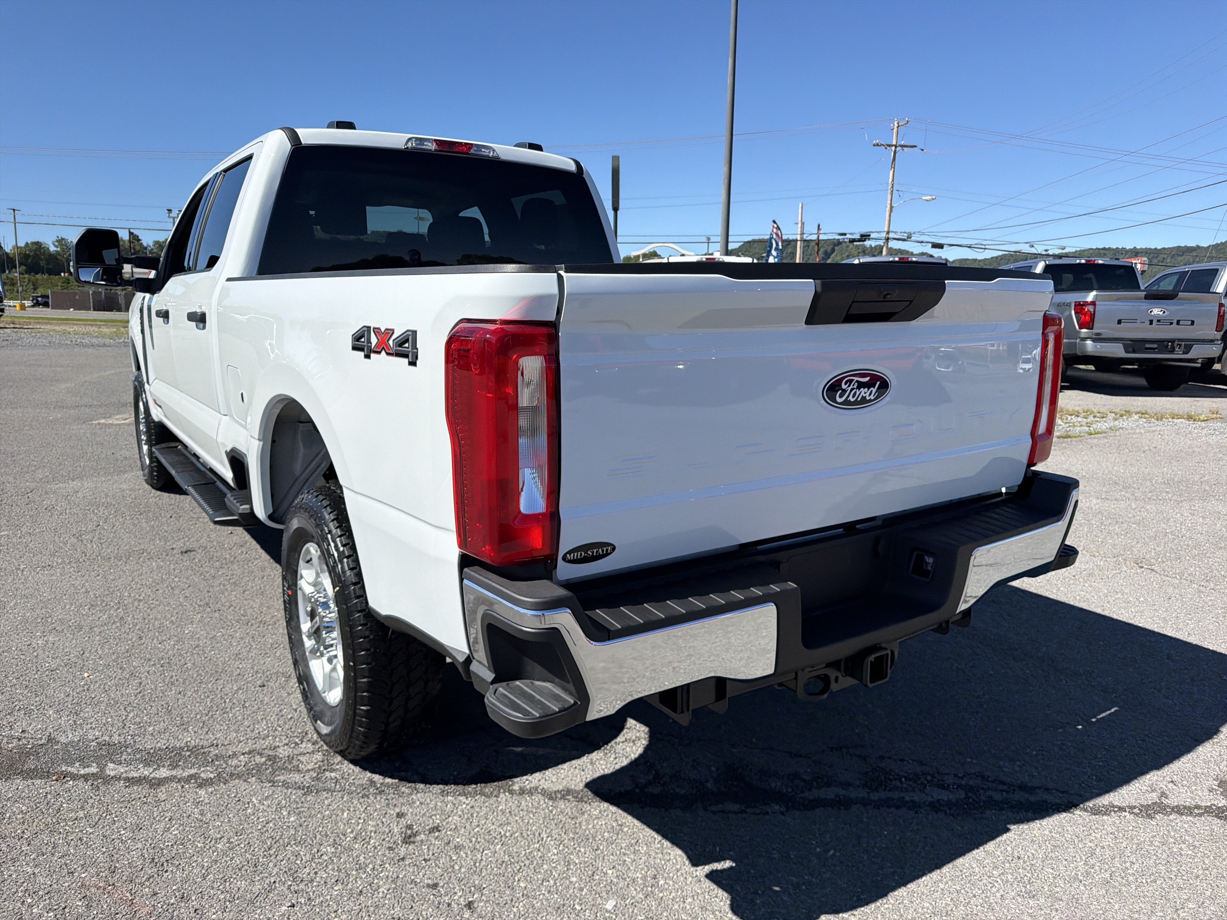 2027 Ford Super Duty F-250 SRW XLT