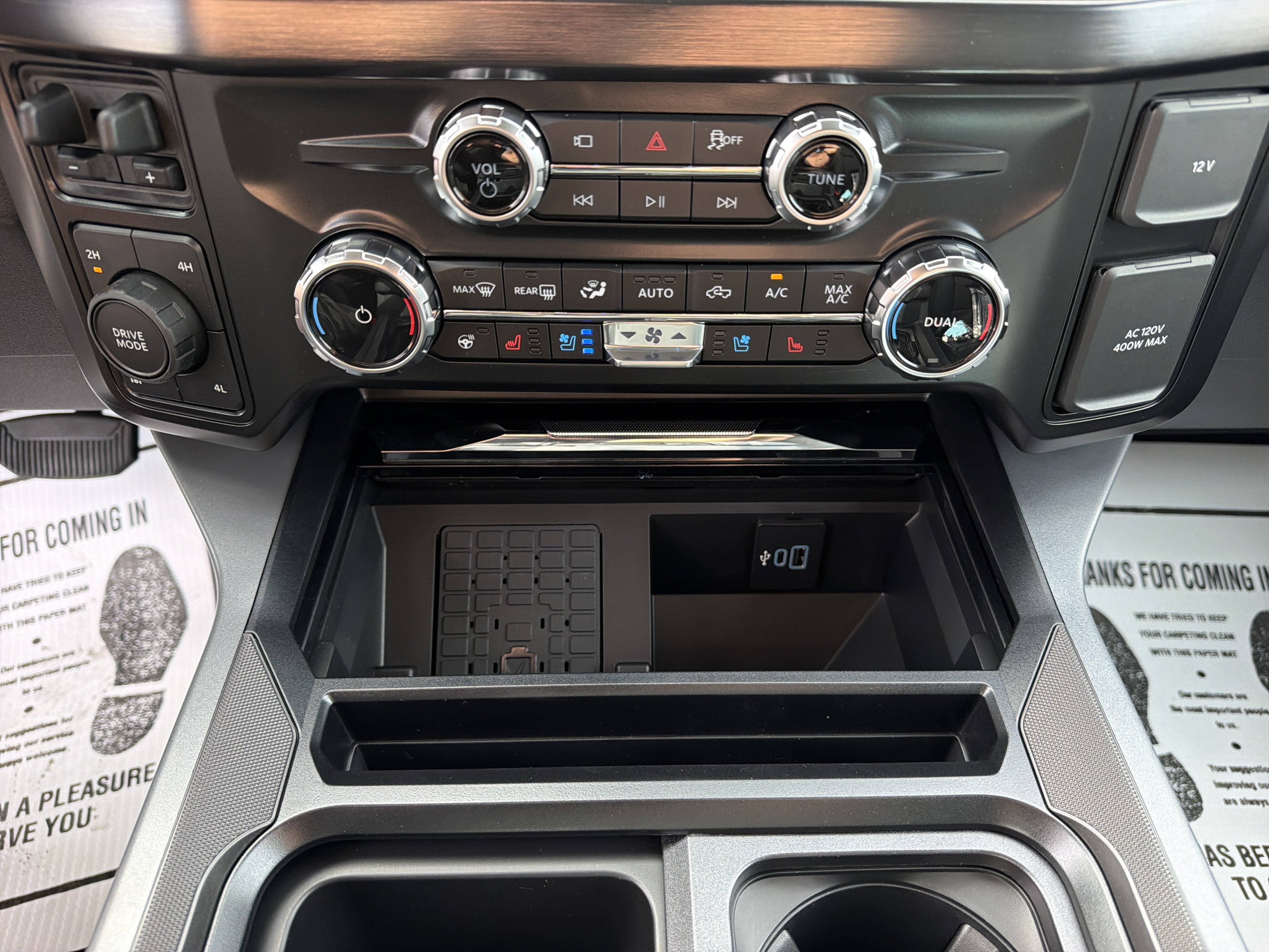 2027 Ford Super Duty F-250 SRW LARIAT