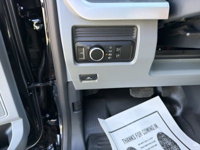 2027 Ford Super Duty F-250 SRW XL