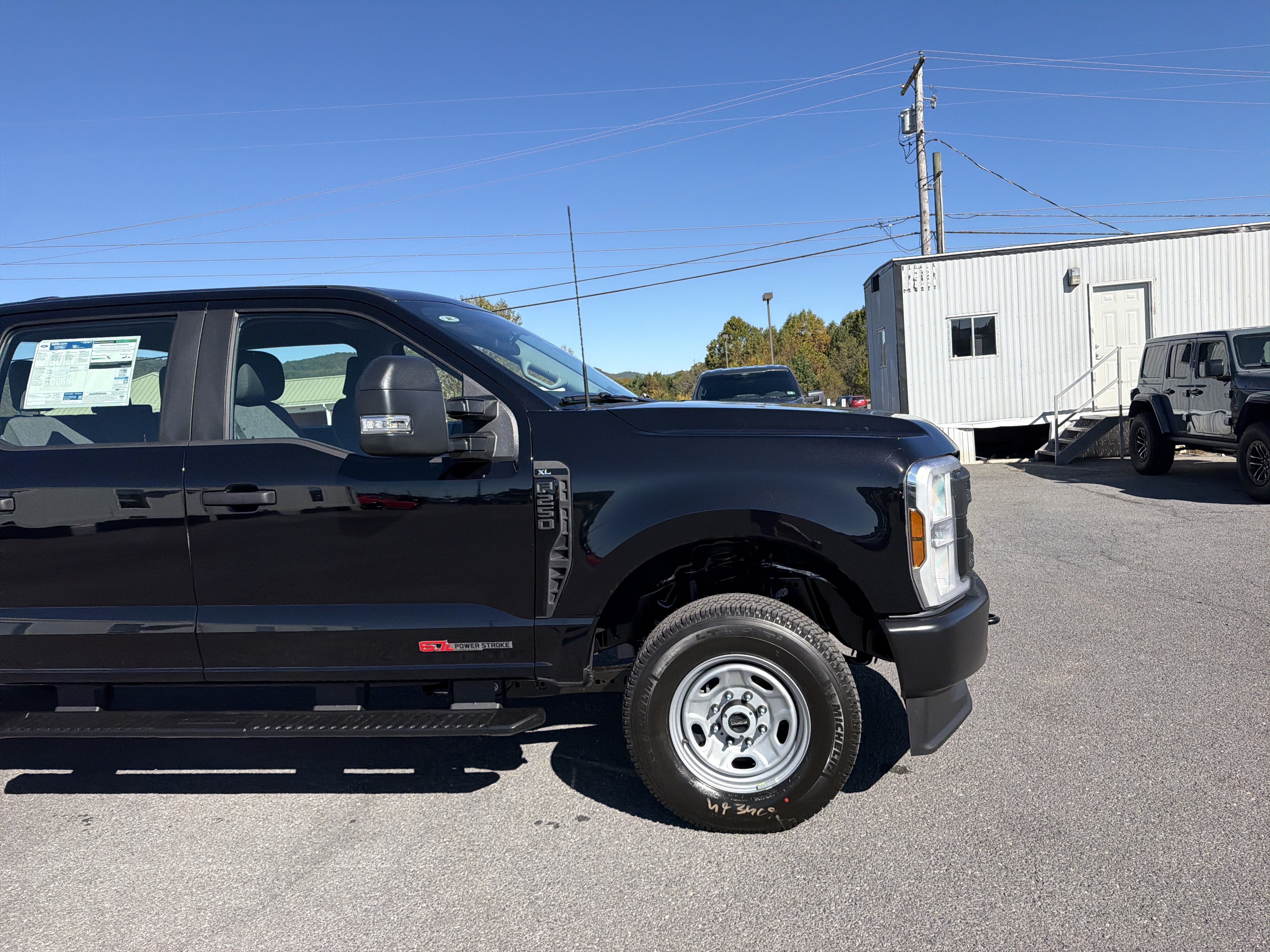 2027 Ford Super Duty F-250 SRW XL