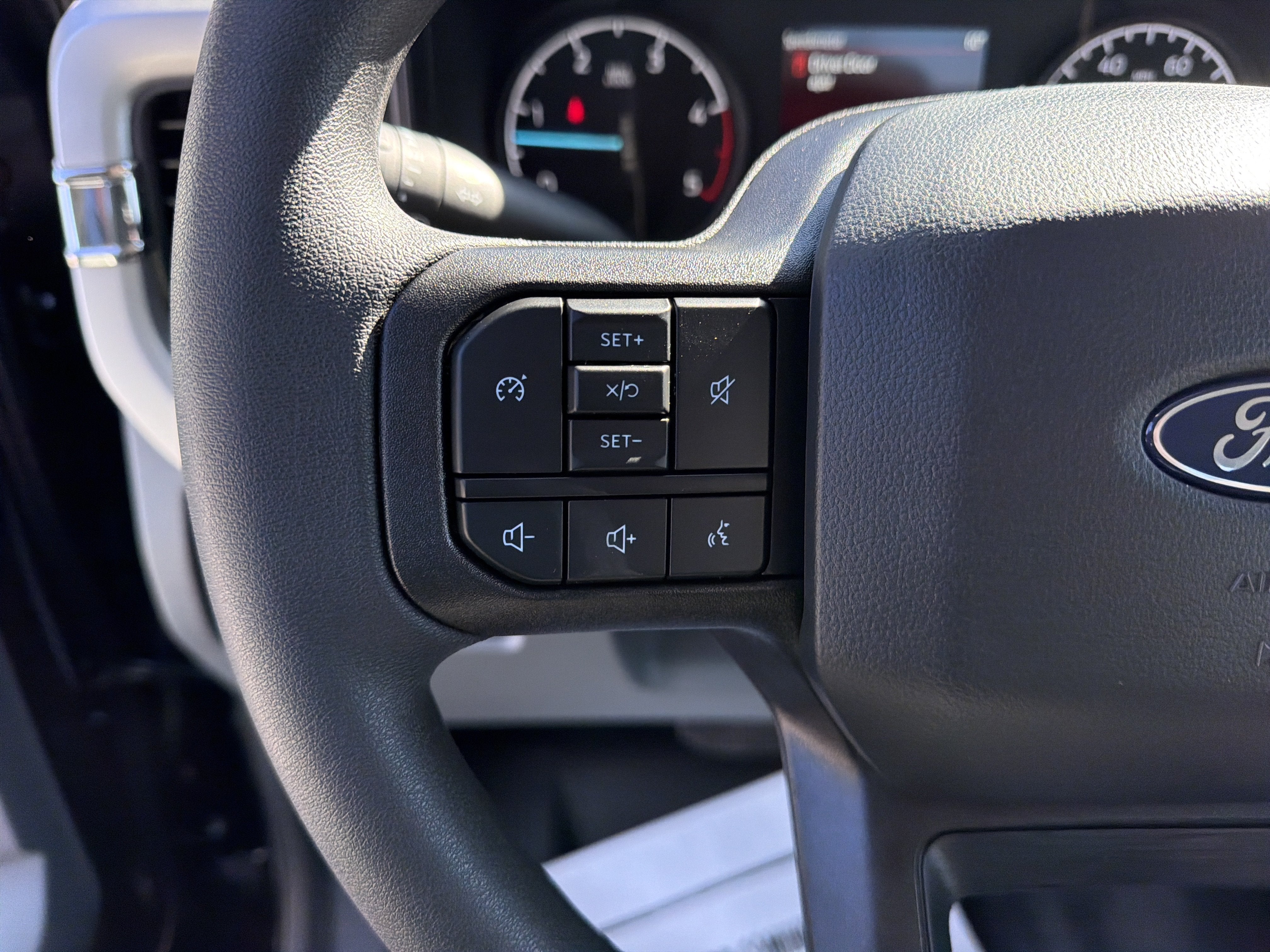 2027 Ford Super Duty F-250 SRW XL