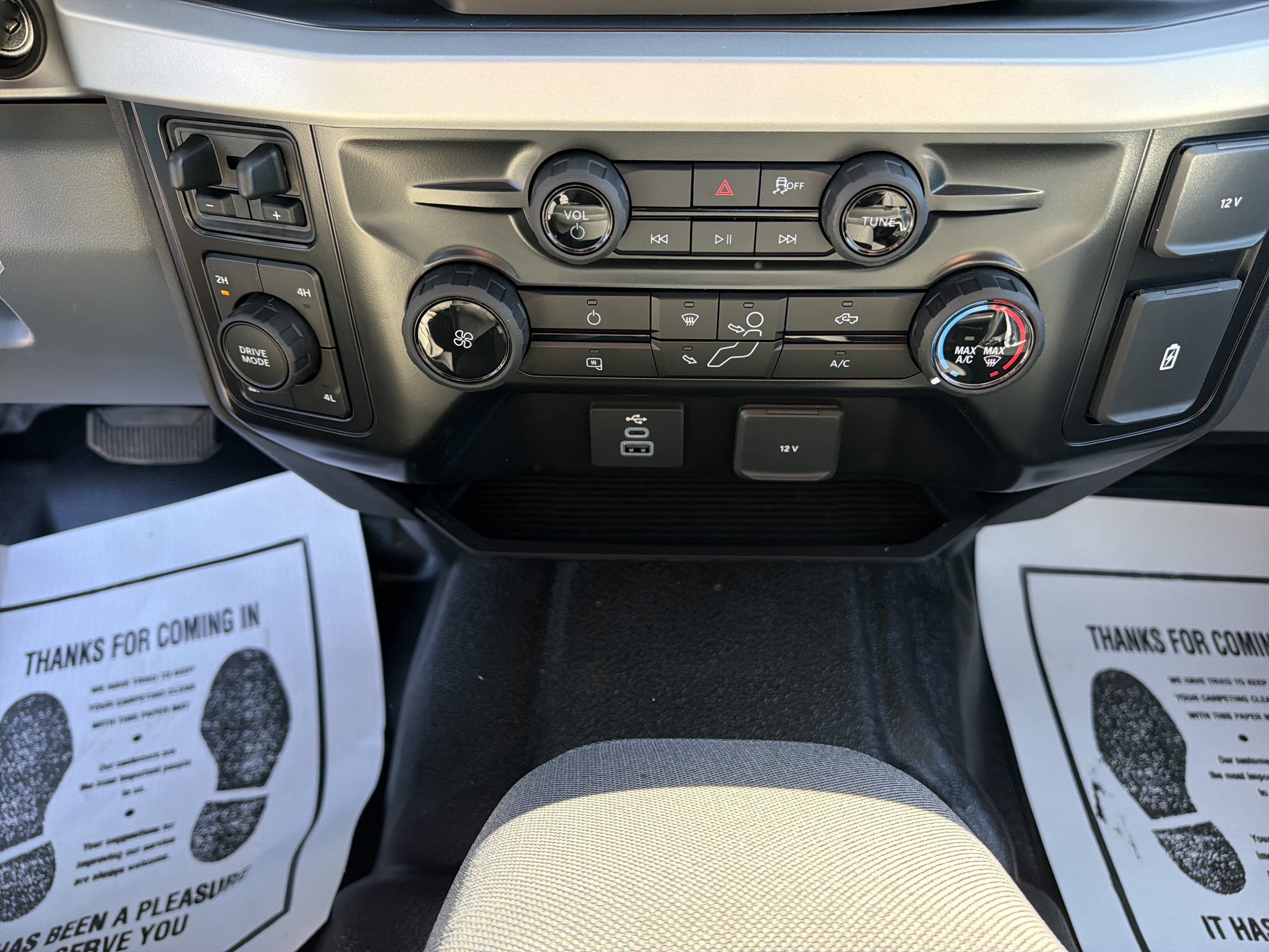 2027 Ford Super Duty F-250 SRW XL