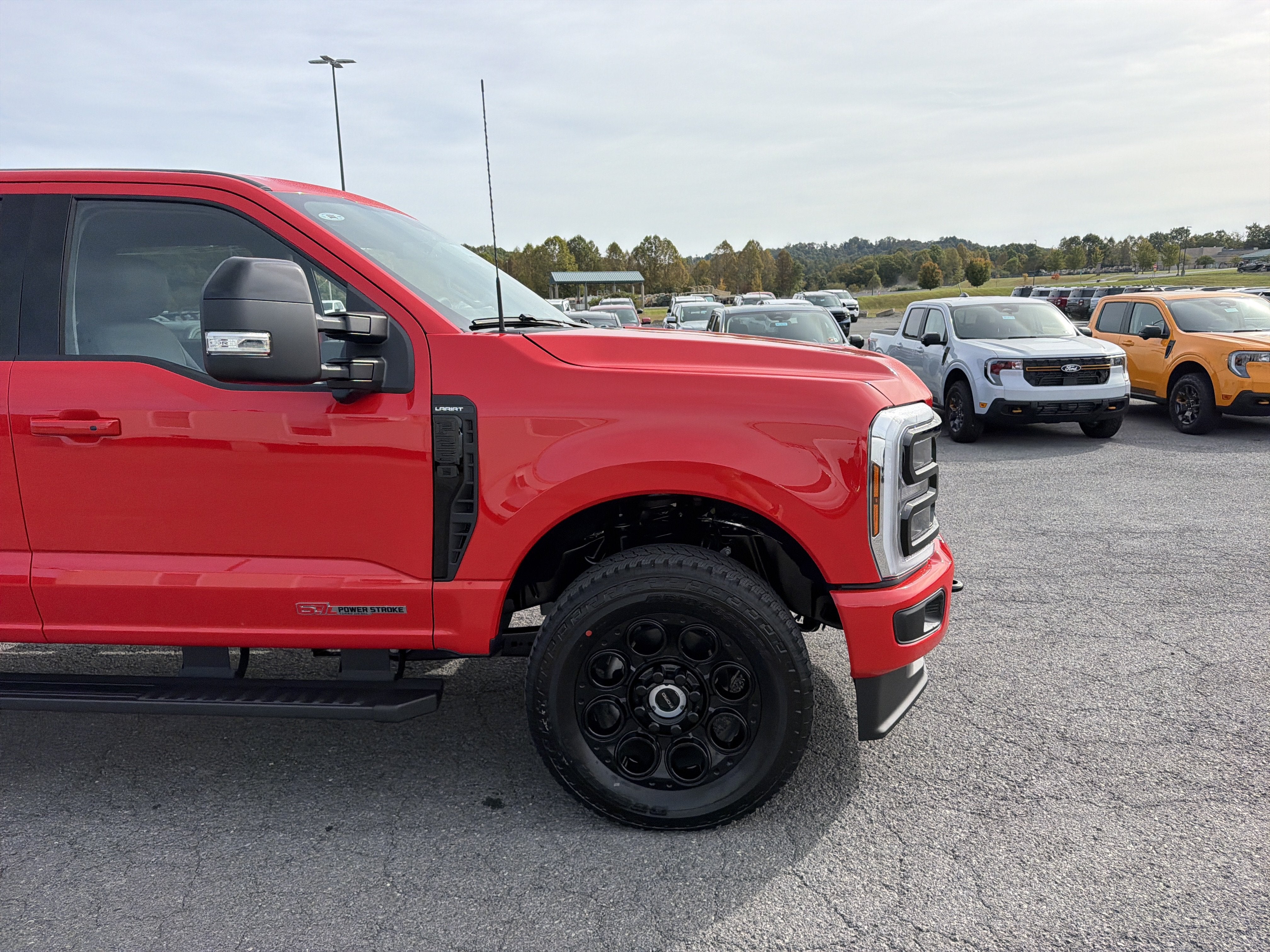 2027 Ford Super Duty F-250 SRW LARIAT