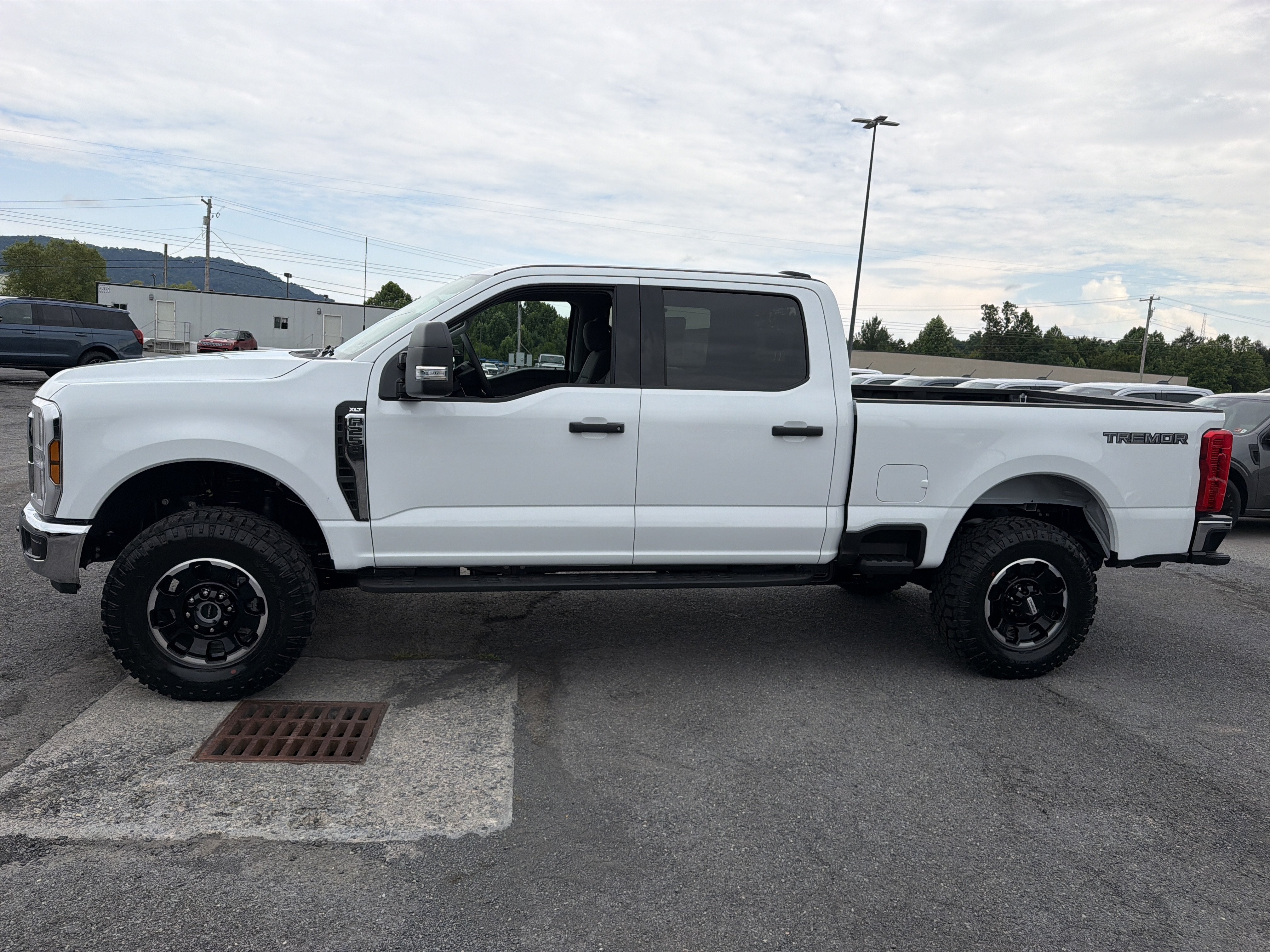 2026 Ford Super Duty F-250 SRW XLT