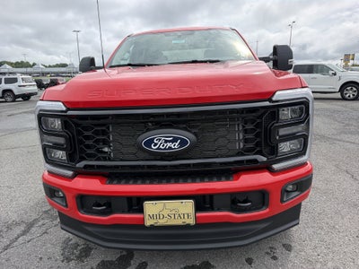 2027 Ford Super Duty F-250 SRW XLT