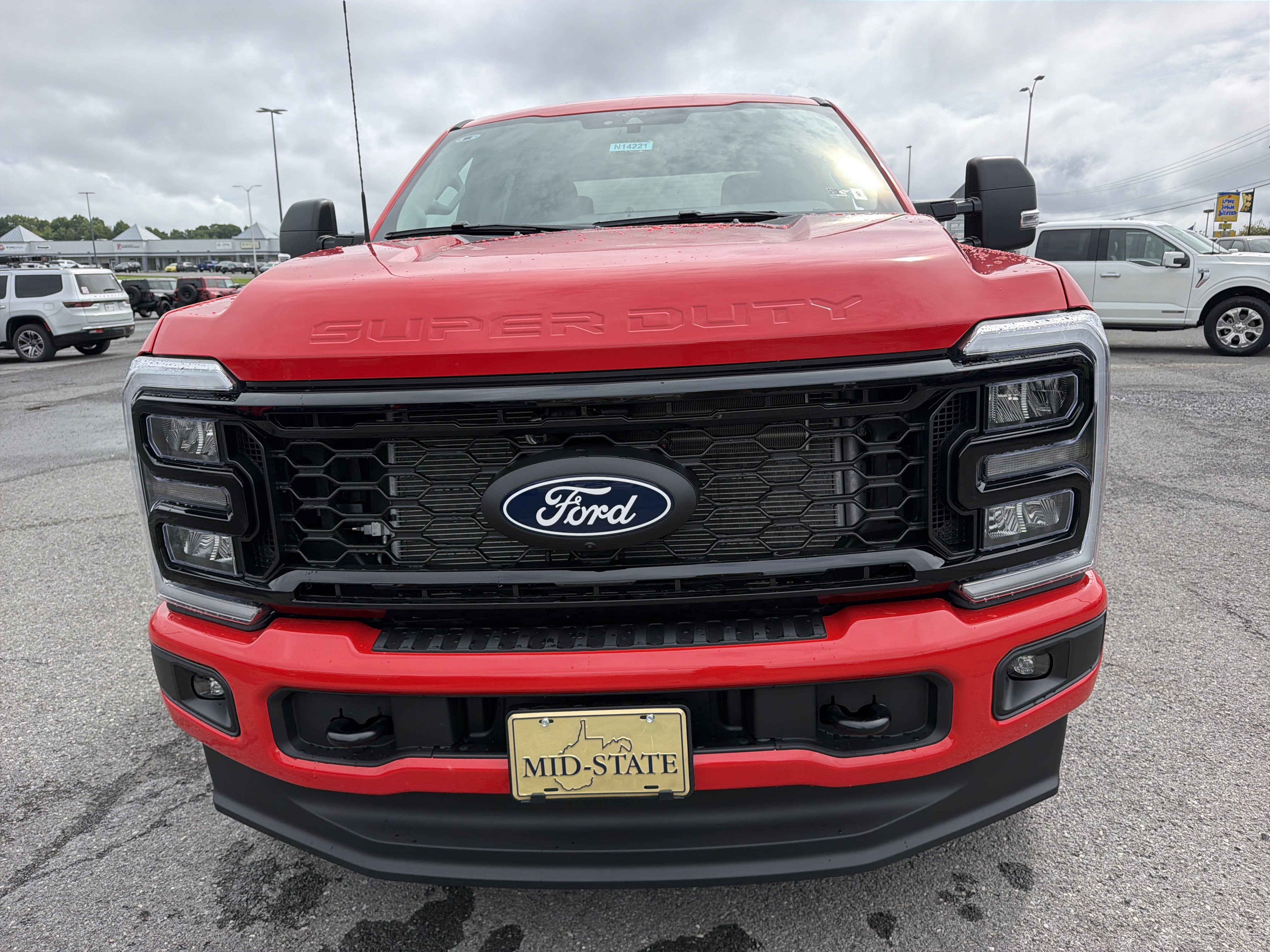 2027 Ford Super Duty F-250 SRW XLT