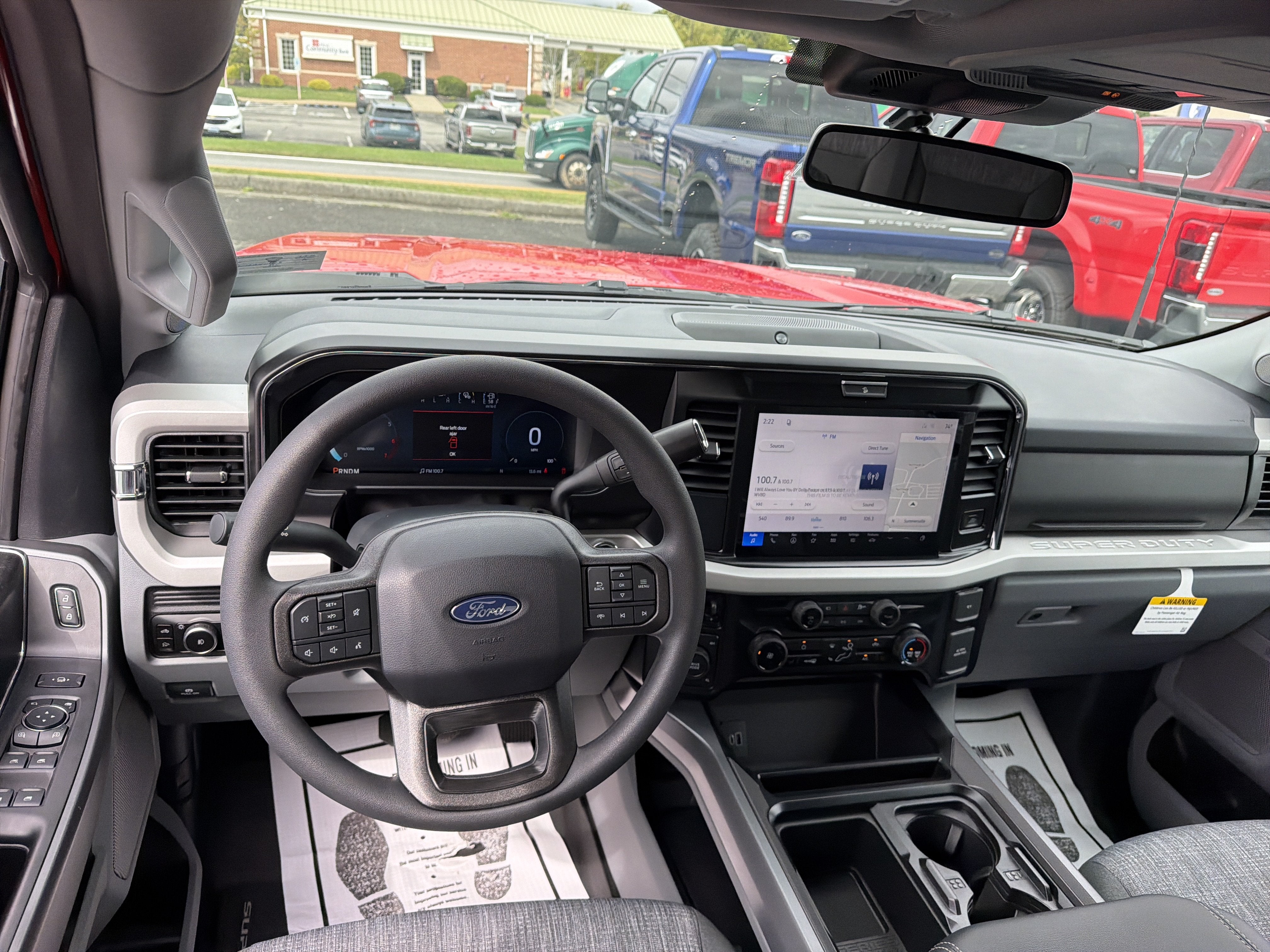 2027 Ford Super Duty F-250 SRW XLT