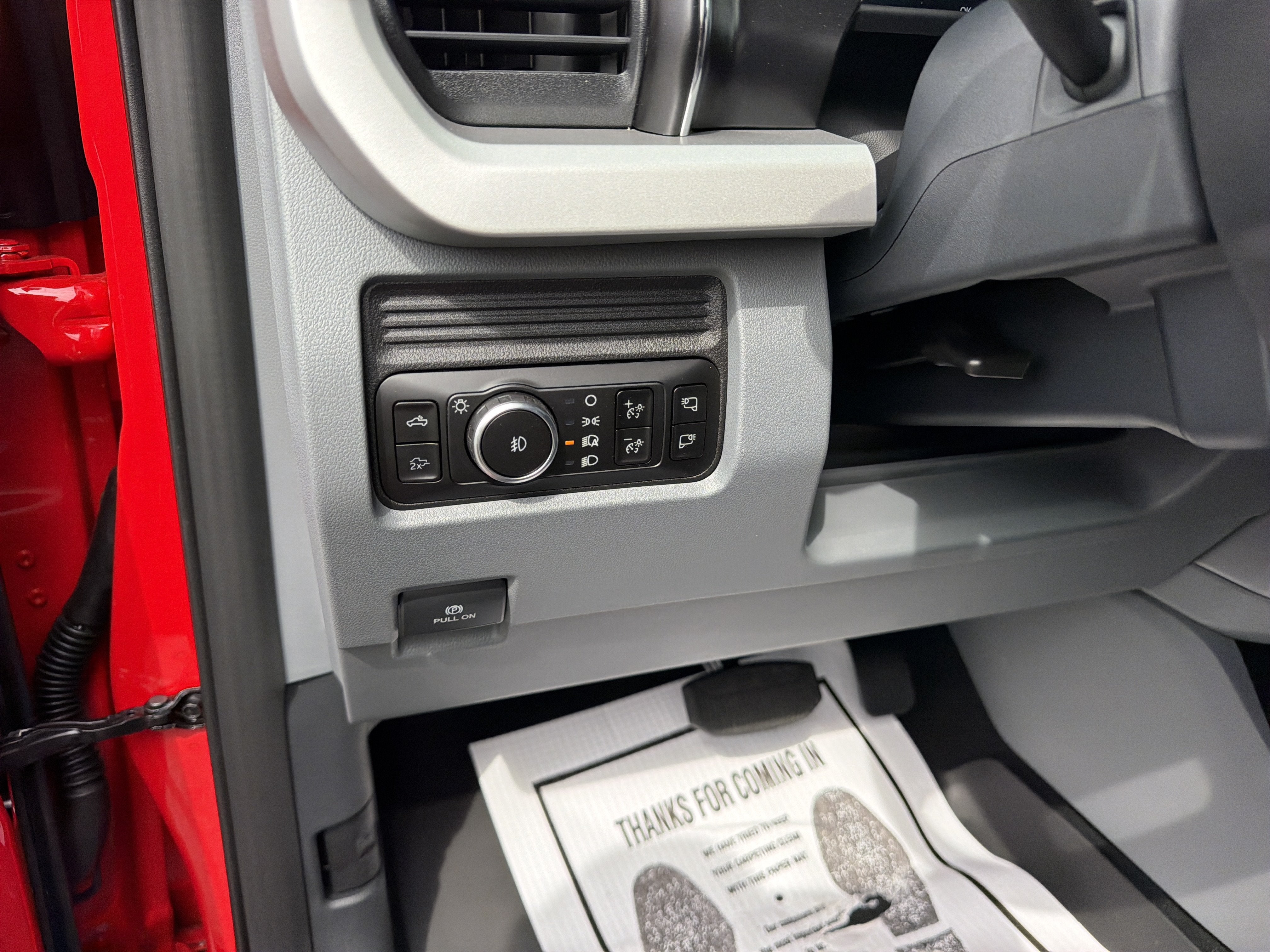 2027 Ford Super Duty F-250 SRW XLT