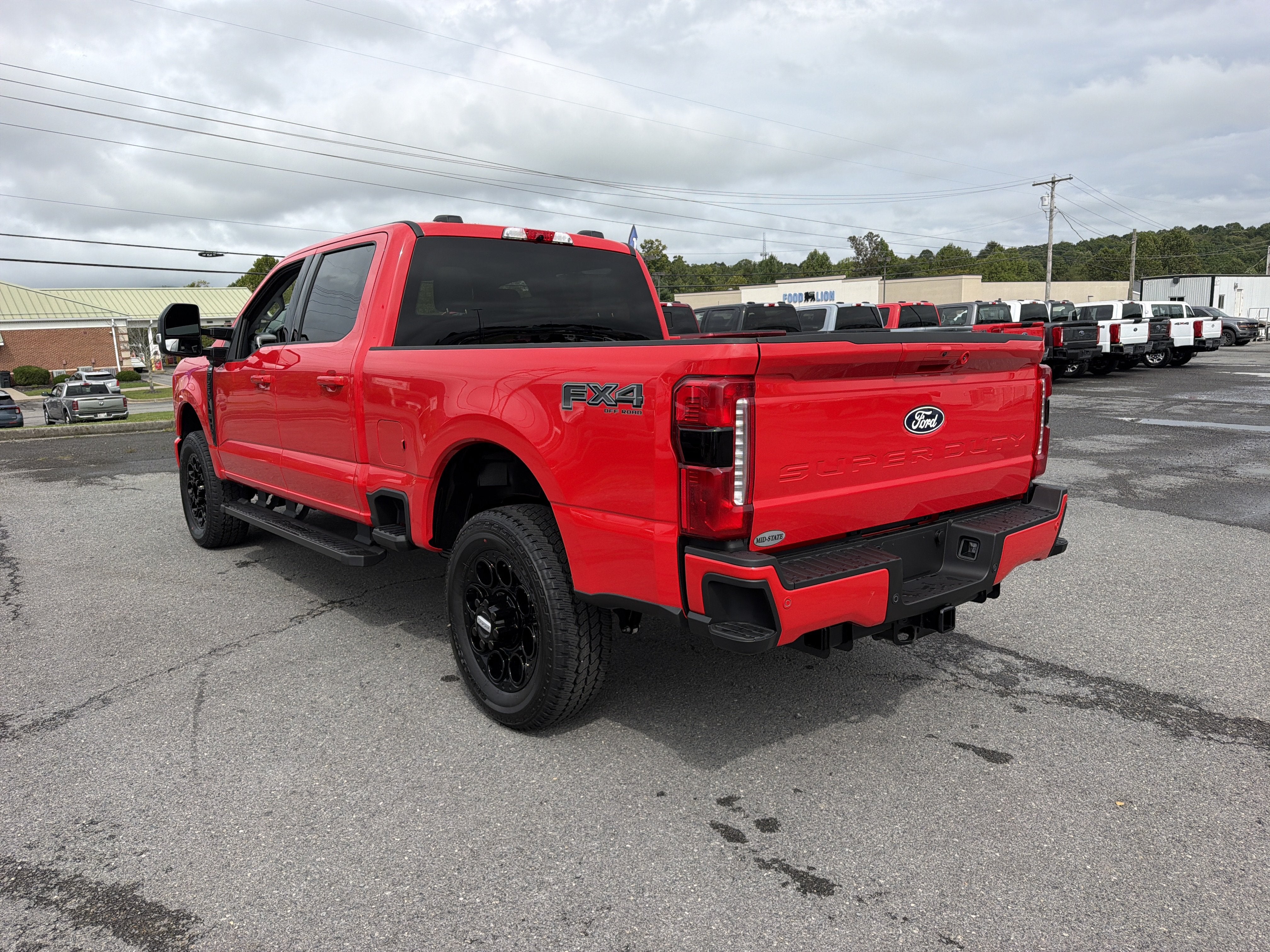 2027 Ford Super Duty F-250 SRW XLT