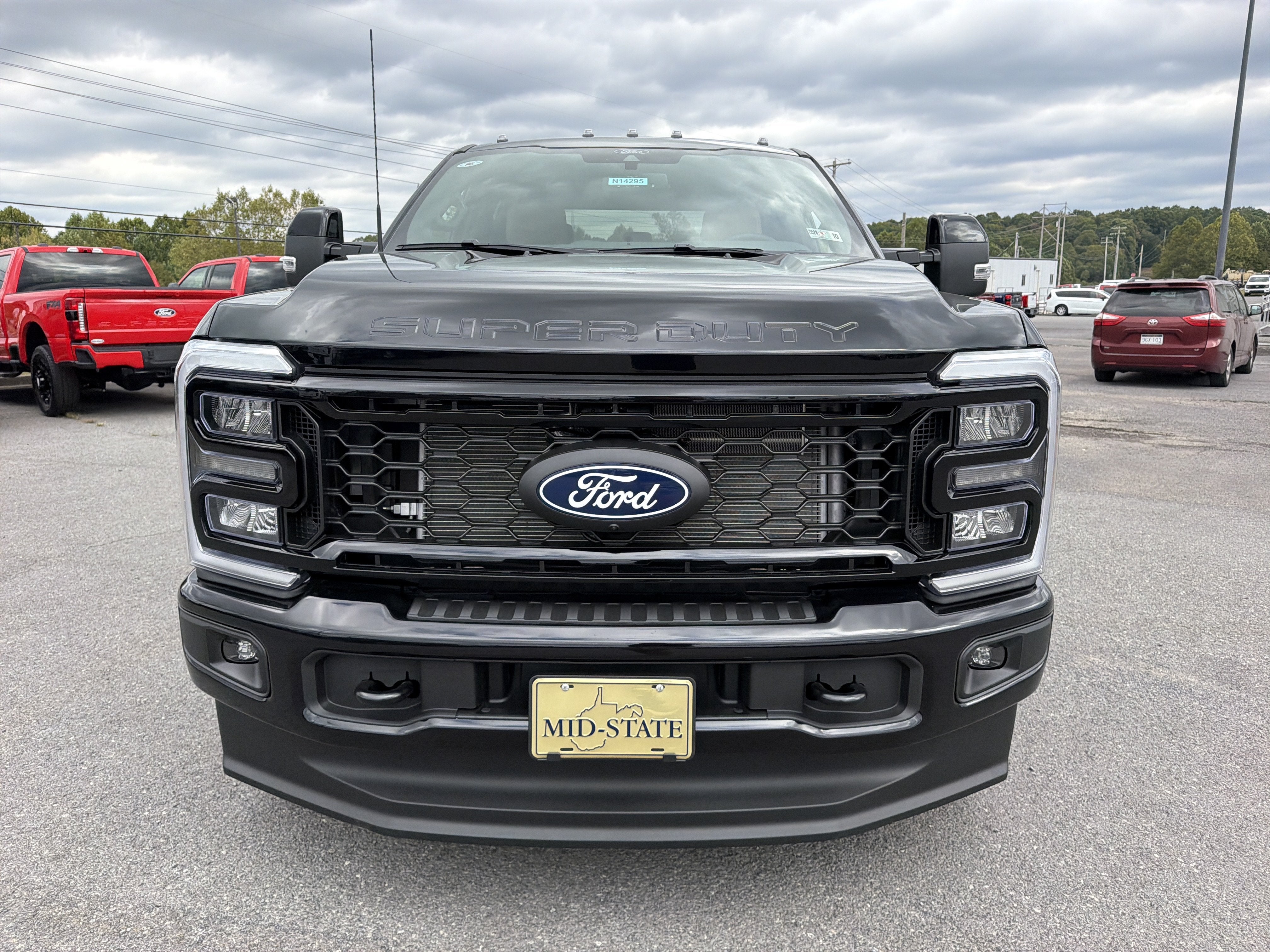 2027 Ford Super Duty F-250 SRW LARIAT