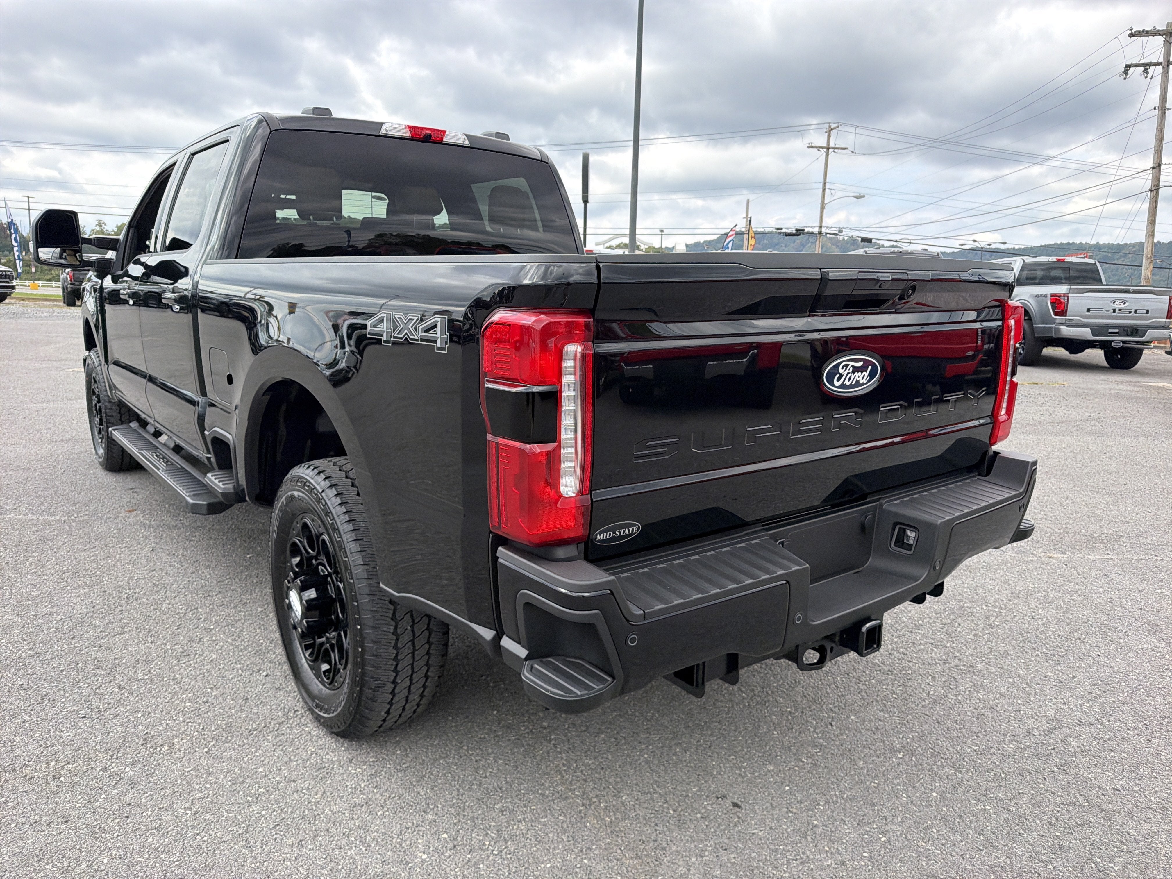 2027 Ford Super Duty F-250 SRW LARIAT